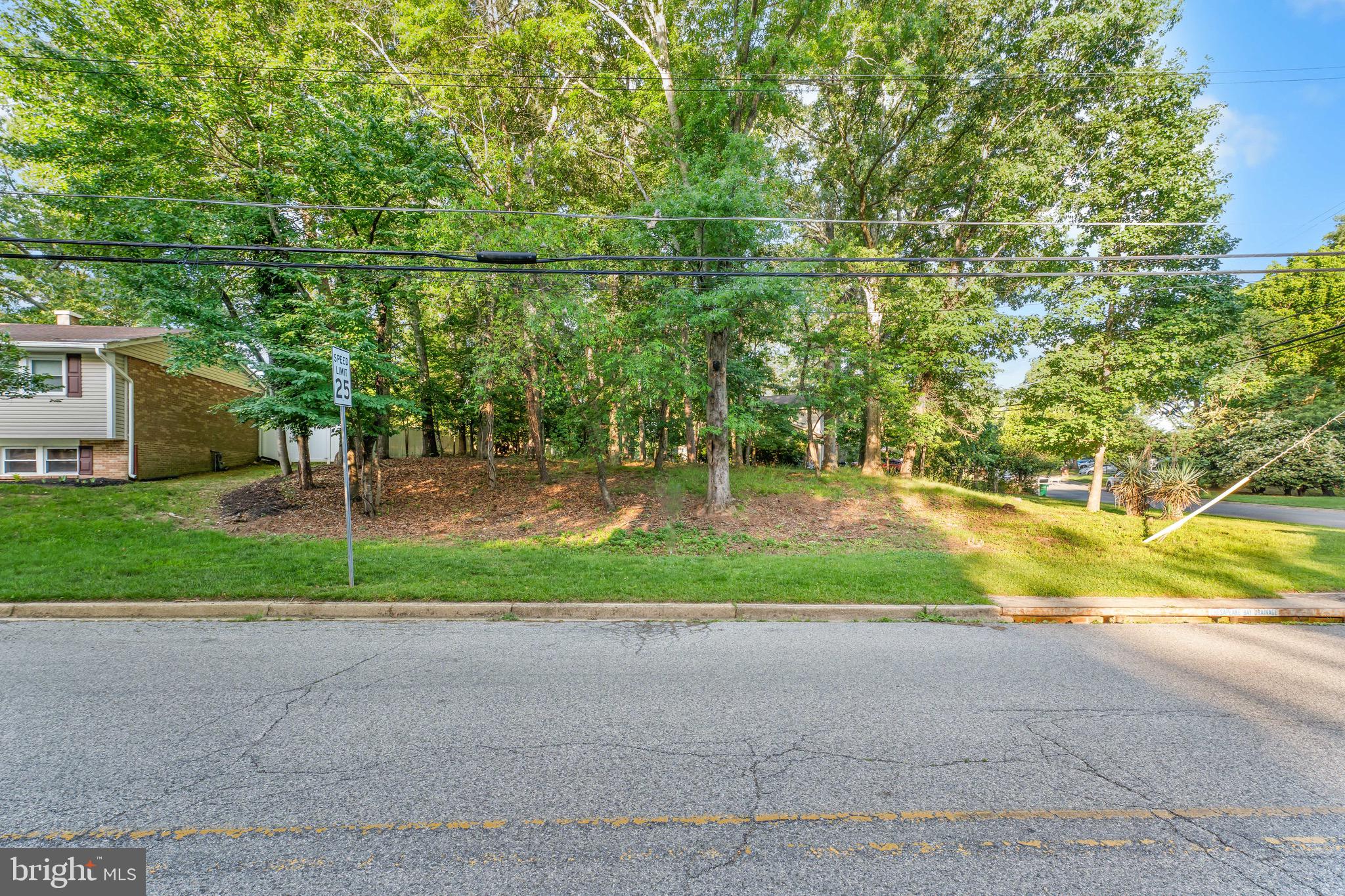 600 KINGS LANE