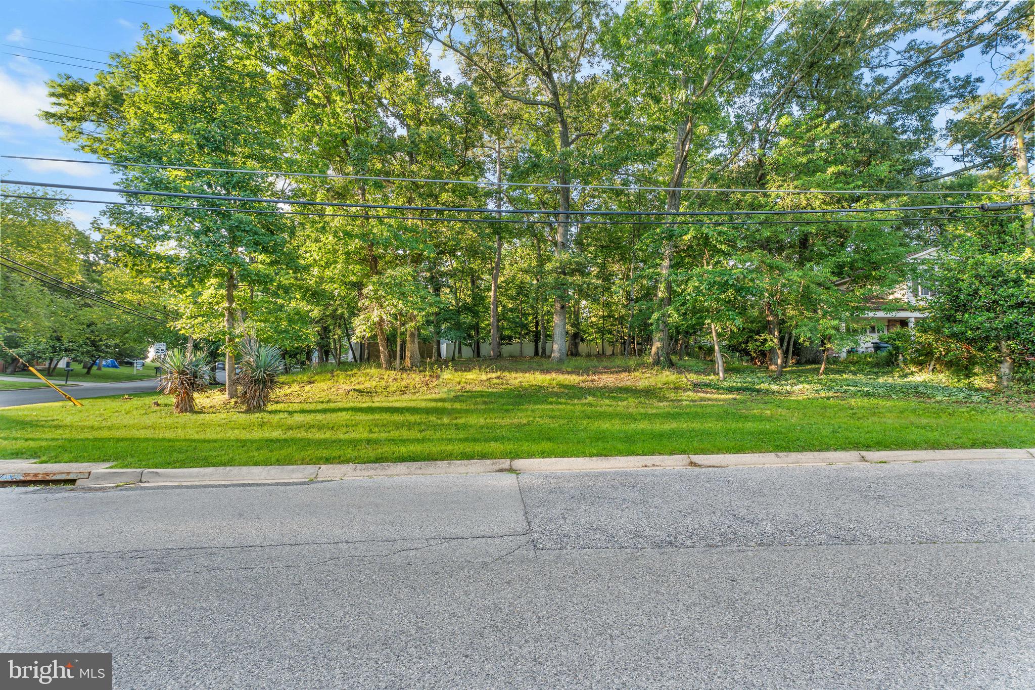 600 KINGS LANE