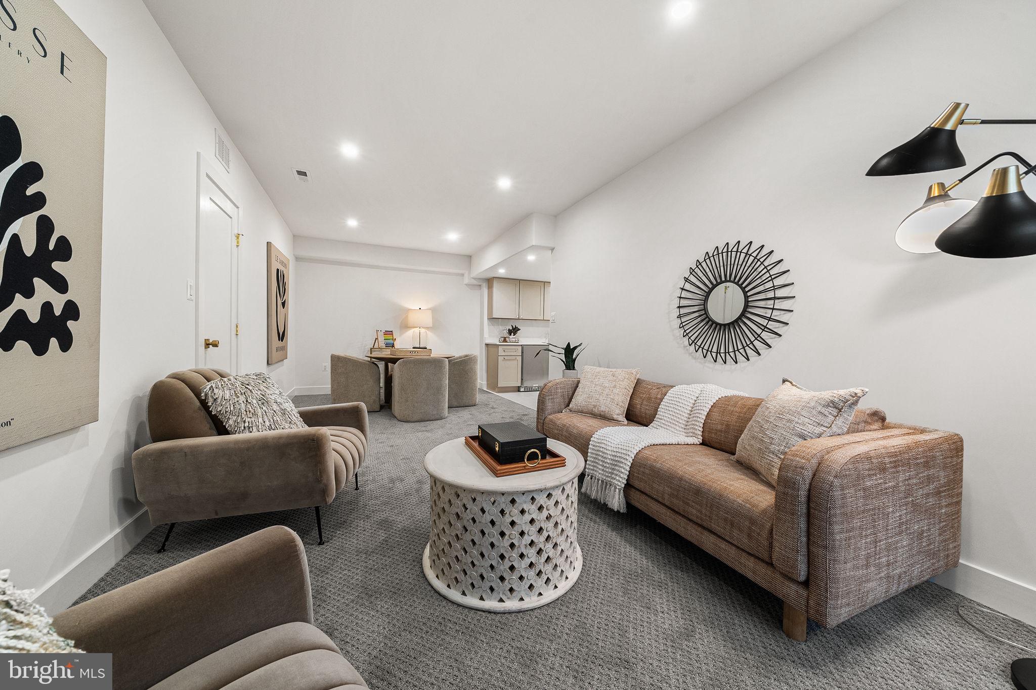 WOODLAND PARK - Residential