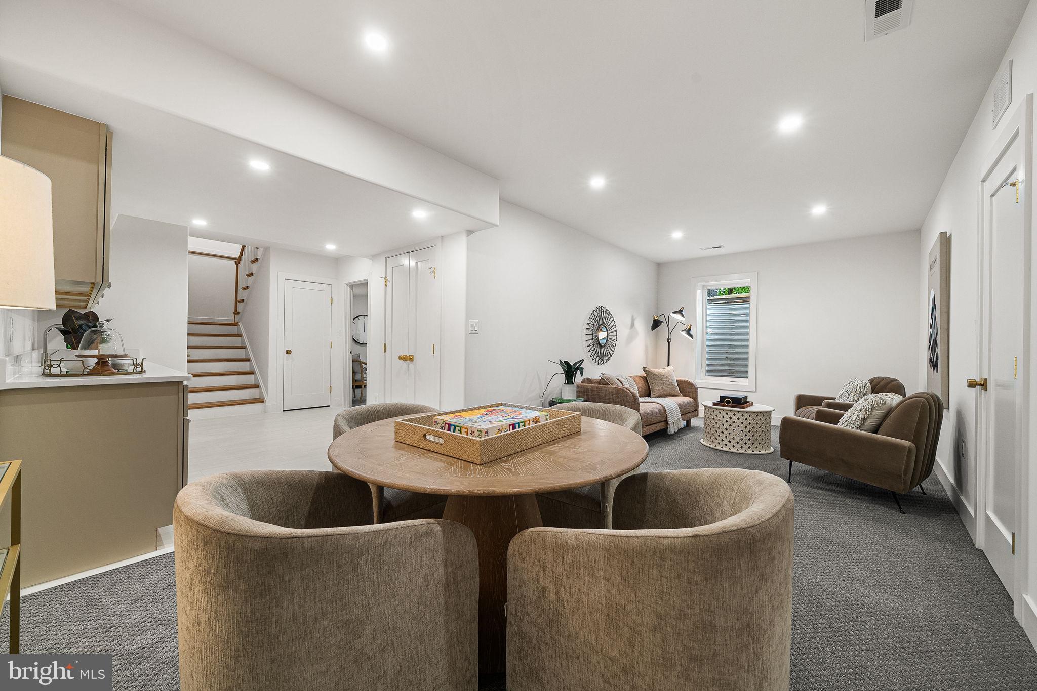WOODLAND PARK - Residential