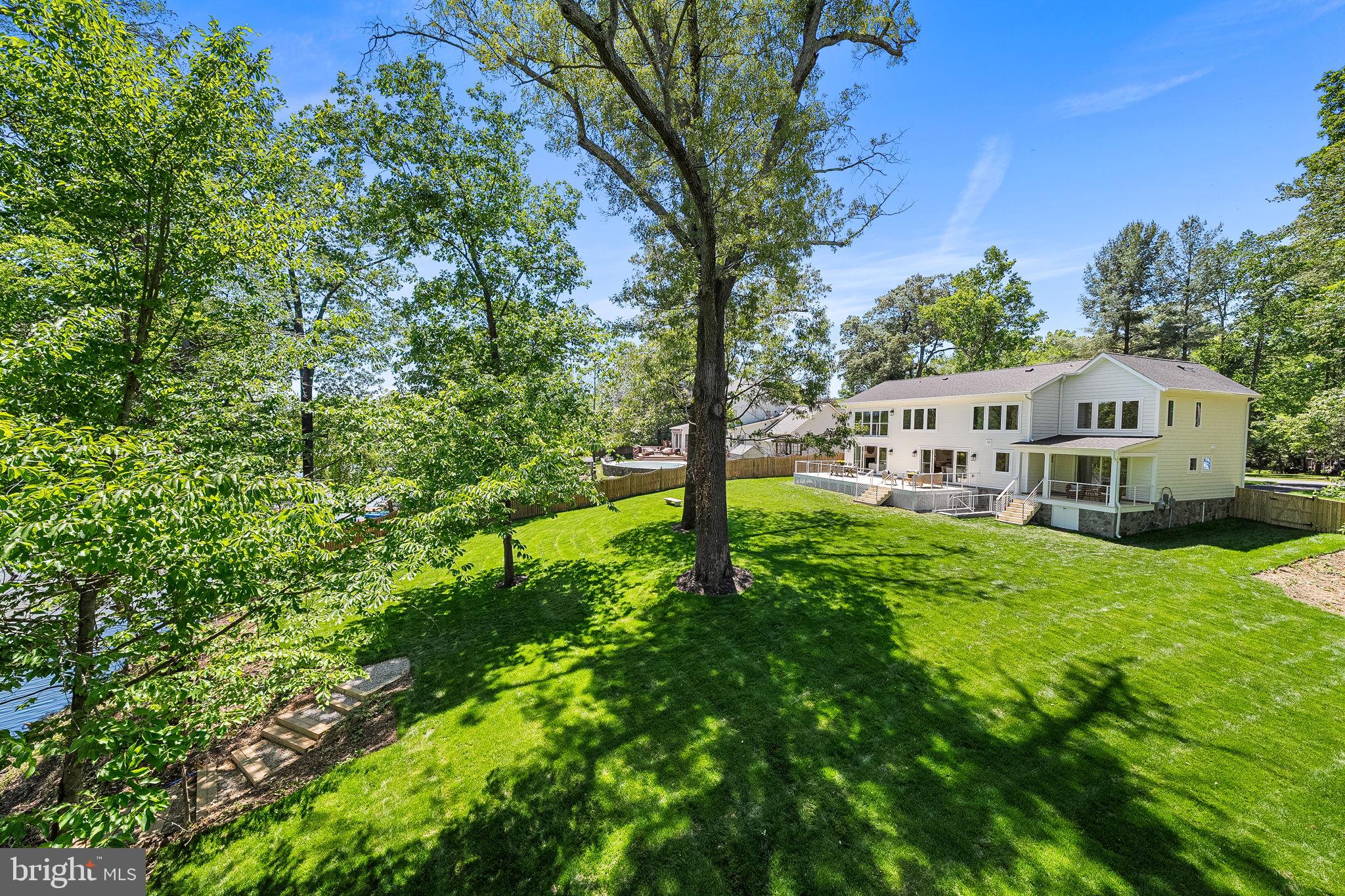 WOODLAND PARK - Residential