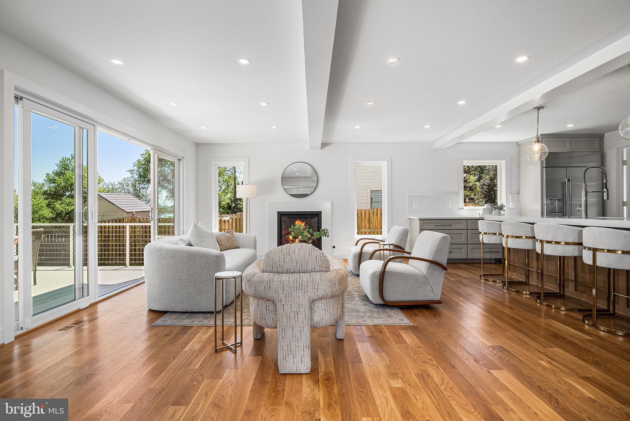 WOODLAND PARK - Residential