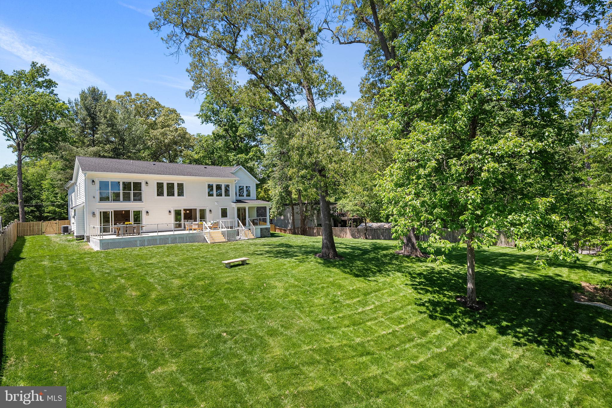 WOODLAND PARK - Residential