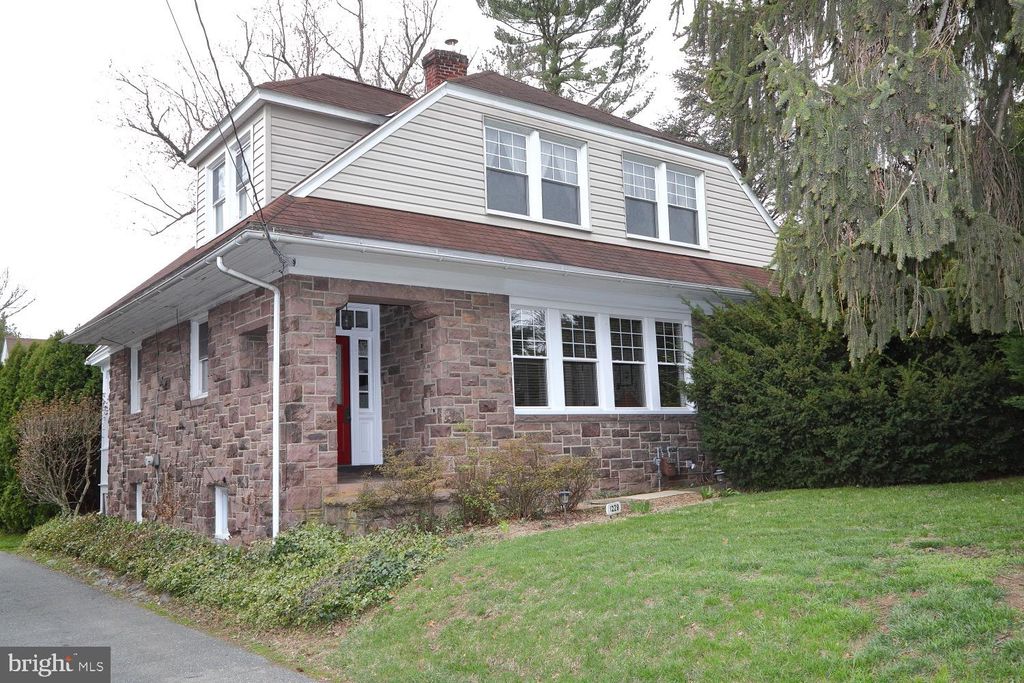 Photo of 1228 E King Street, Lancaster, PA 17602 (MLS # PALA2048362)