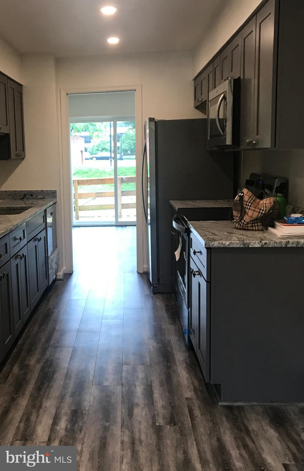 ARROWOOD - Residential Lease