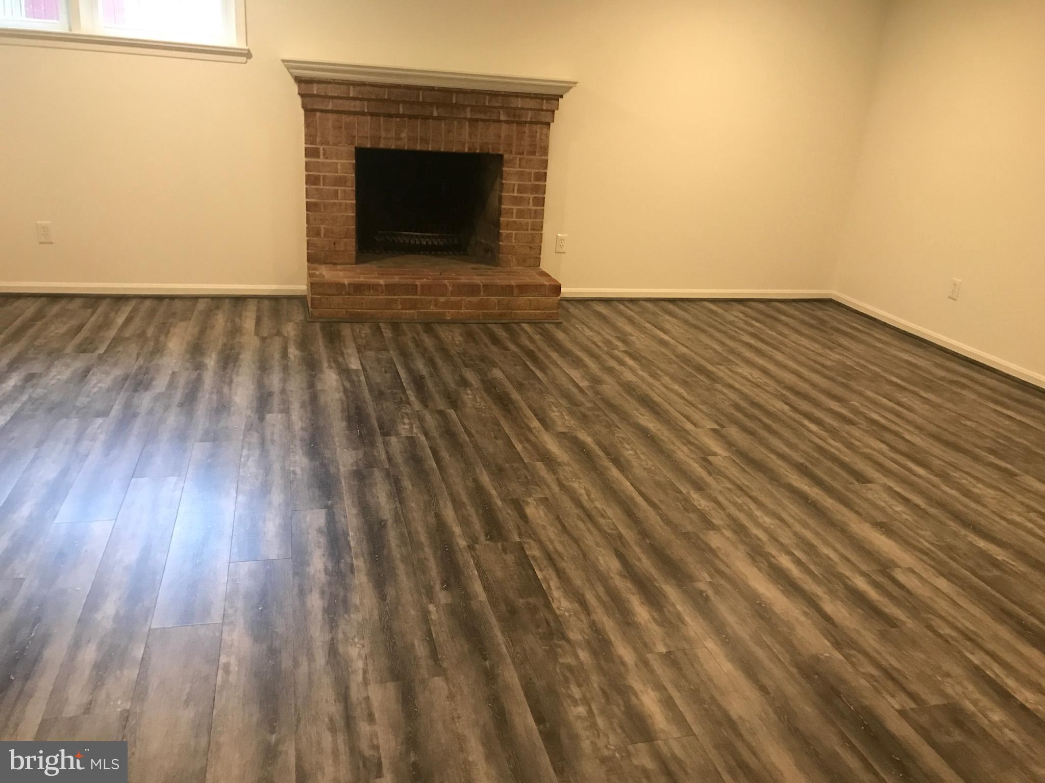 ARROWOOD - Residential Lease