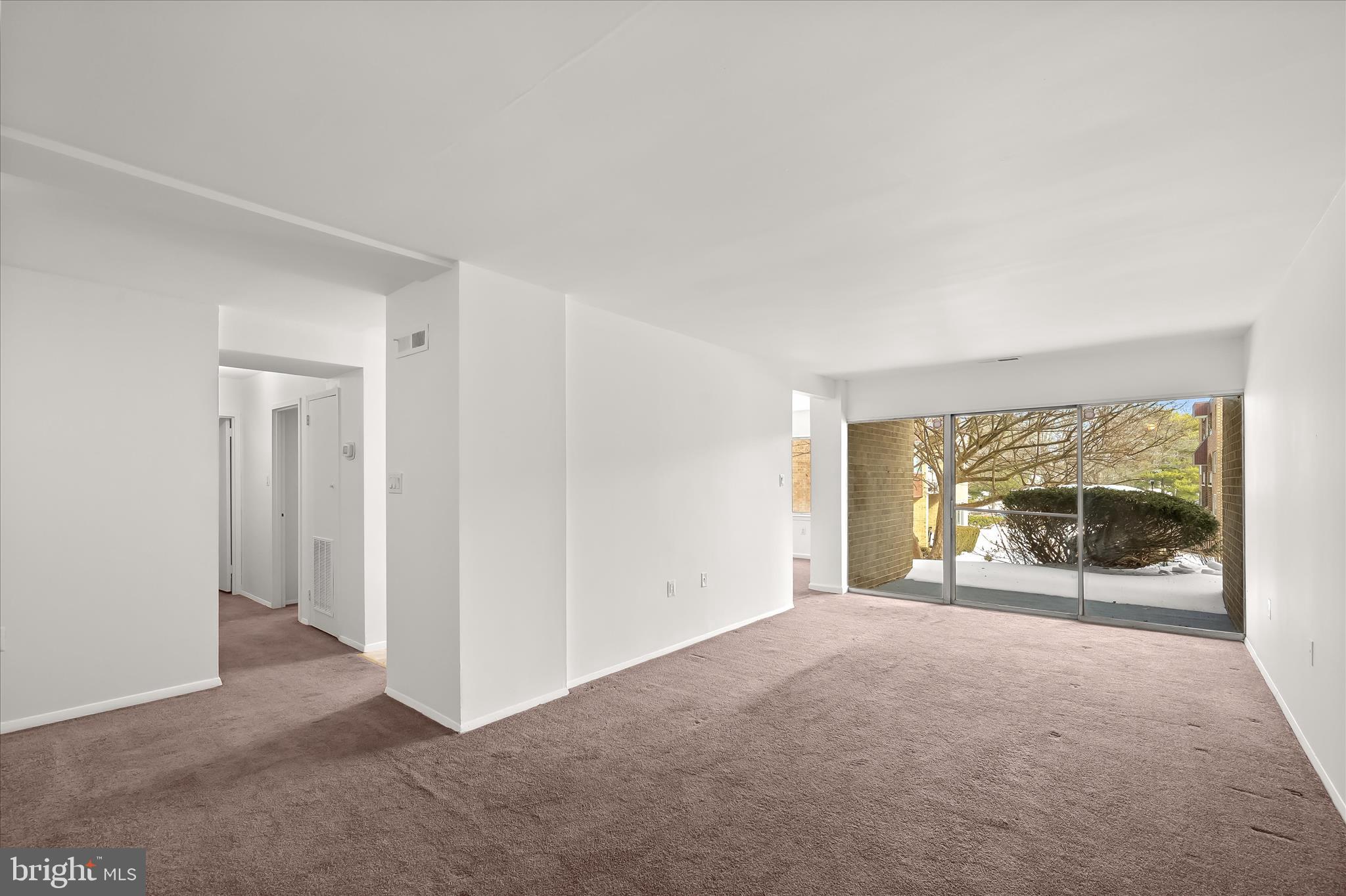 VILLA RIDGE CONDOMINIUM - Residential