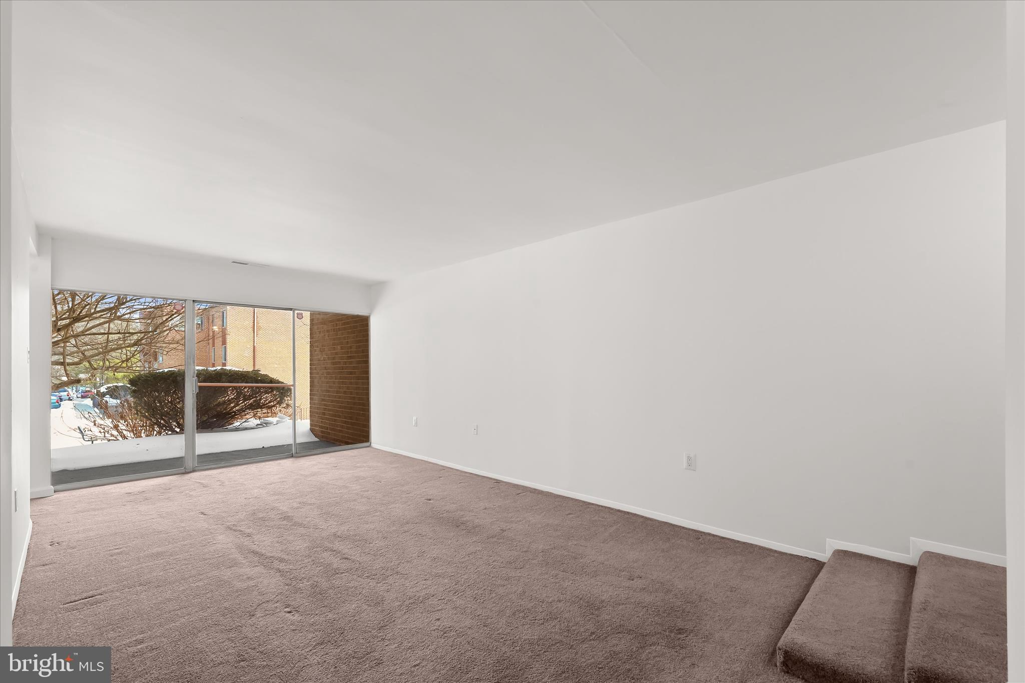 VILLA RIDGE CONDOMINIUM - Residential