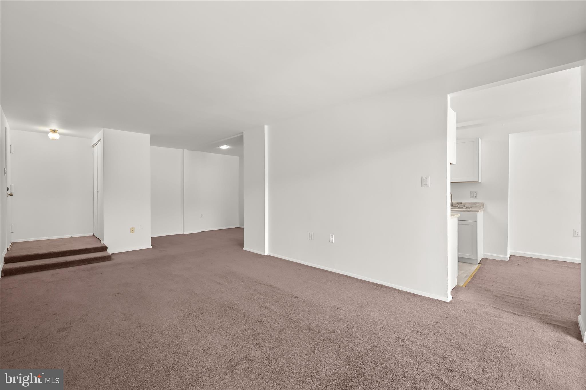 VILLA RIDGE CONDOMINIUM - Residential