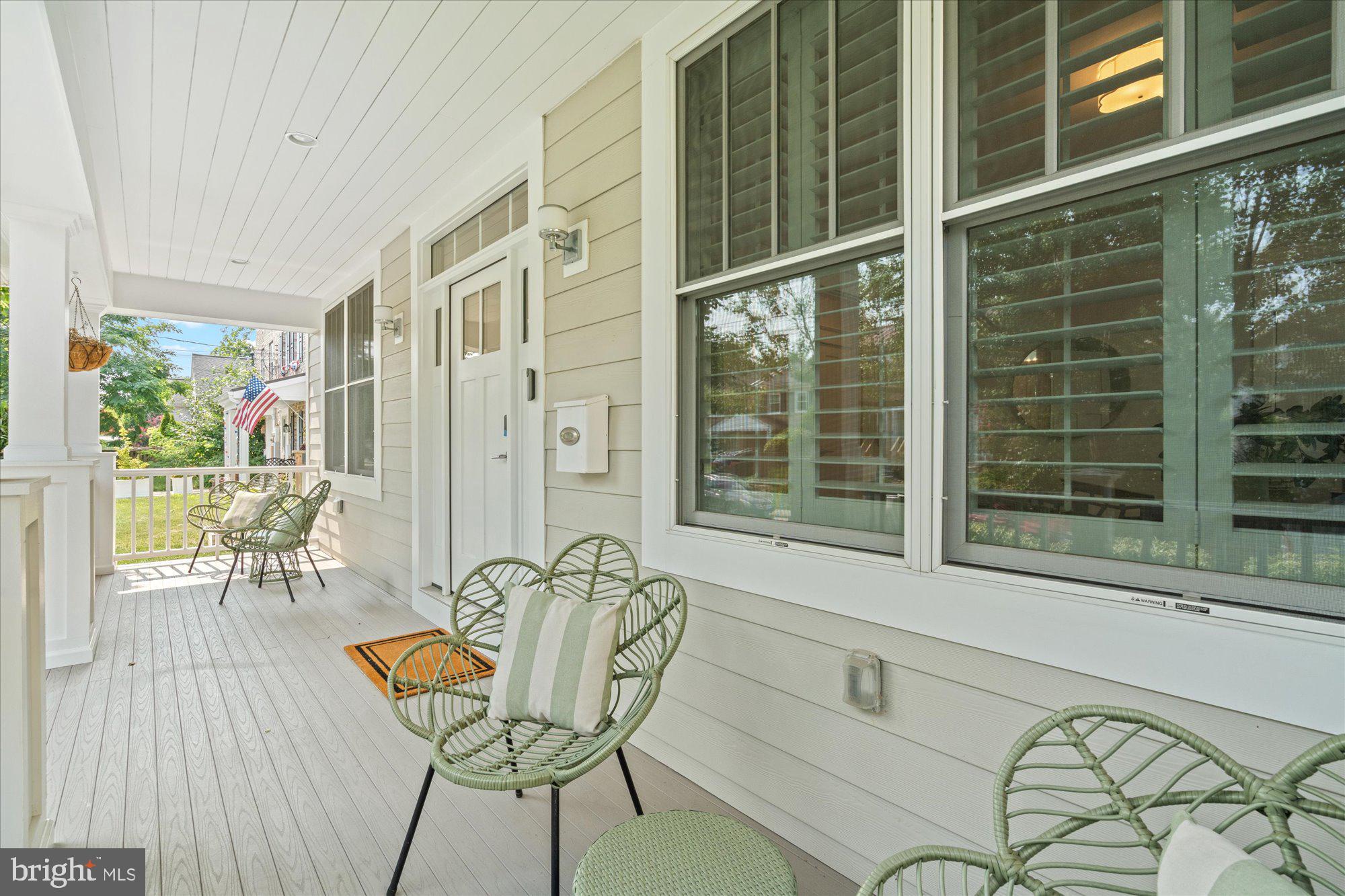 508 E CUSTIS AVENUE