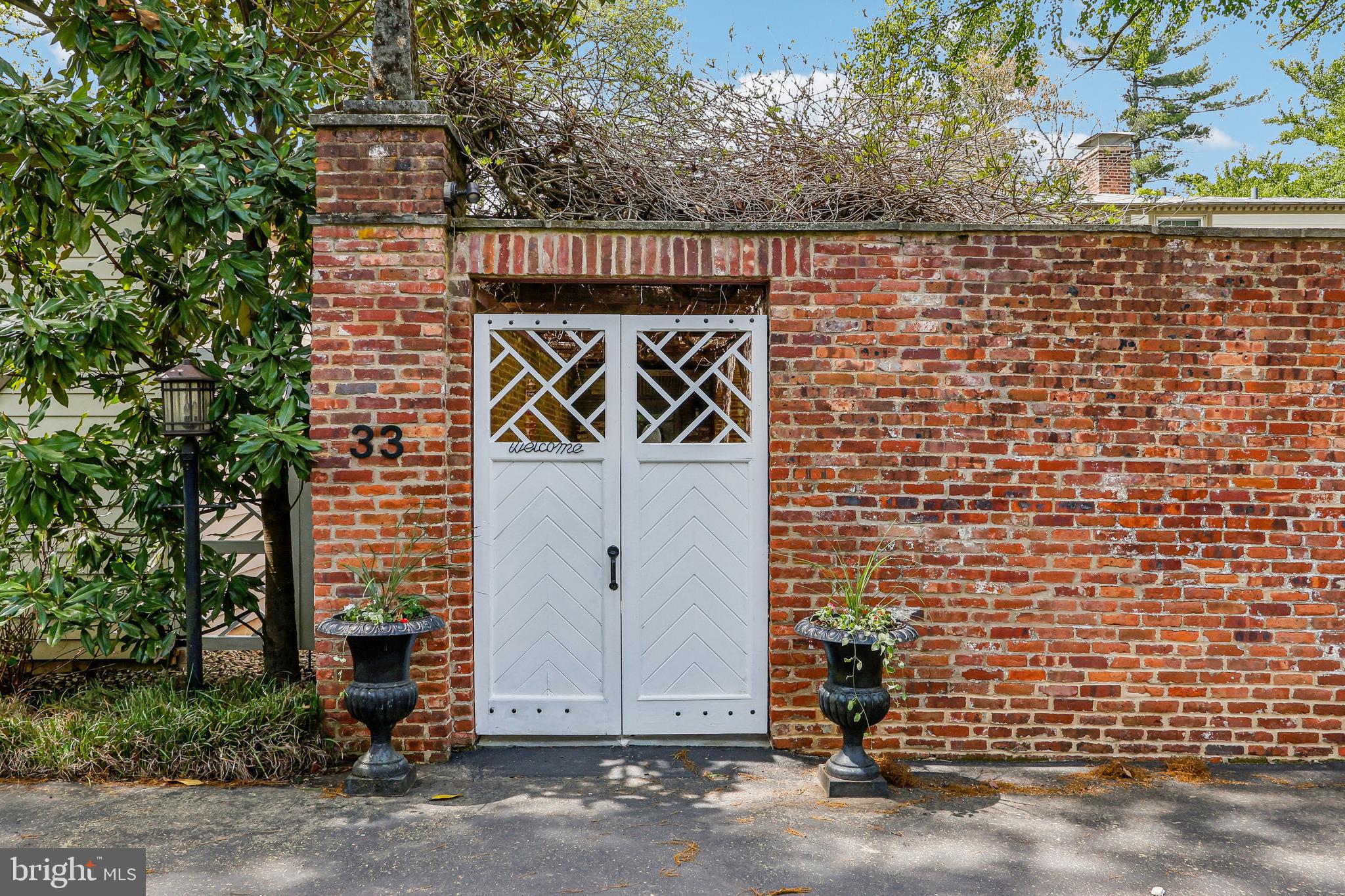 33 ROSEDALE ROAD
