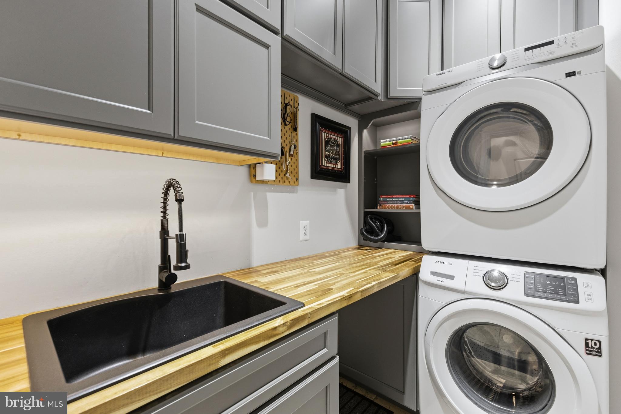 LAKE MANASSAS - Residential