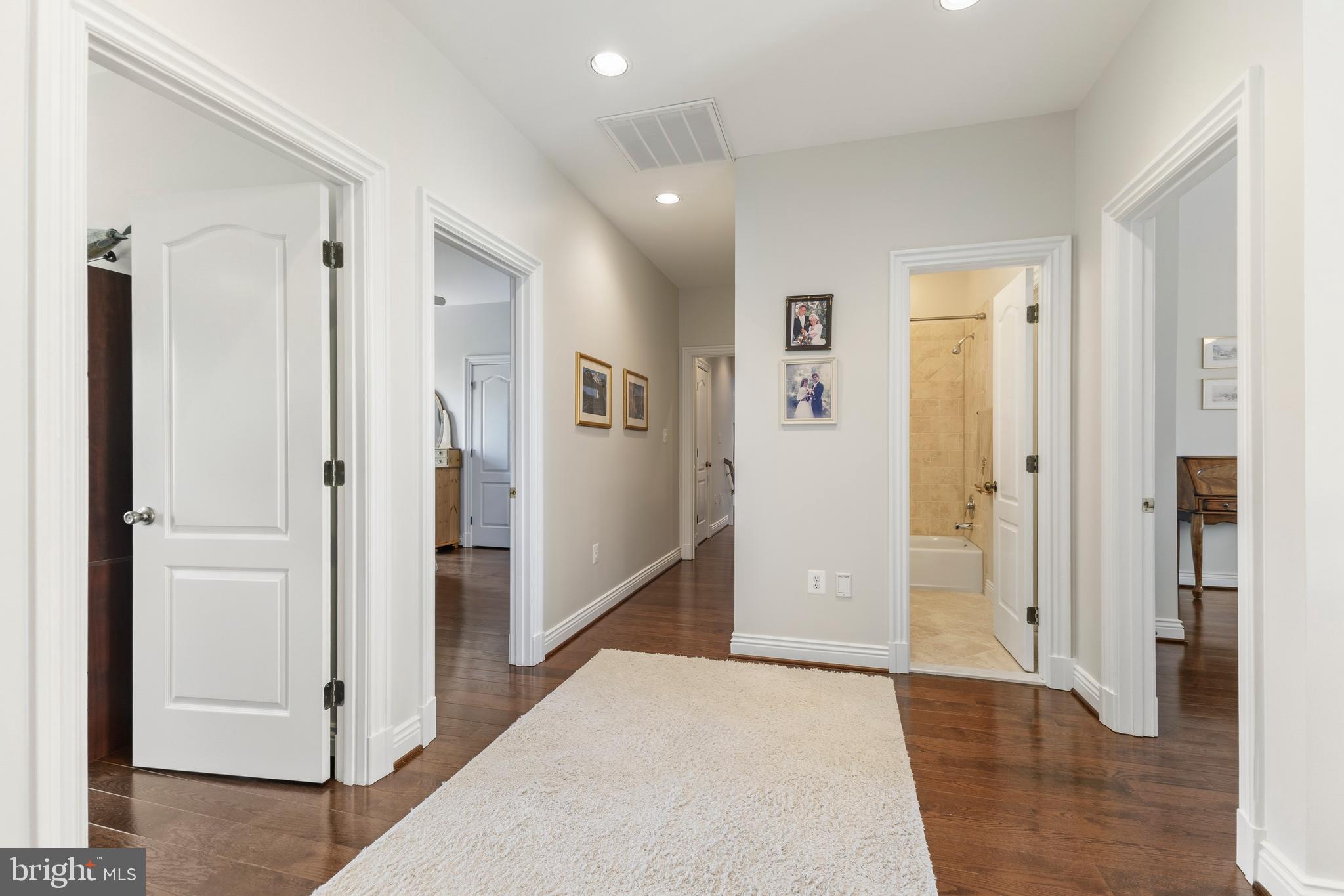 LAKE MANASSAS - Residential