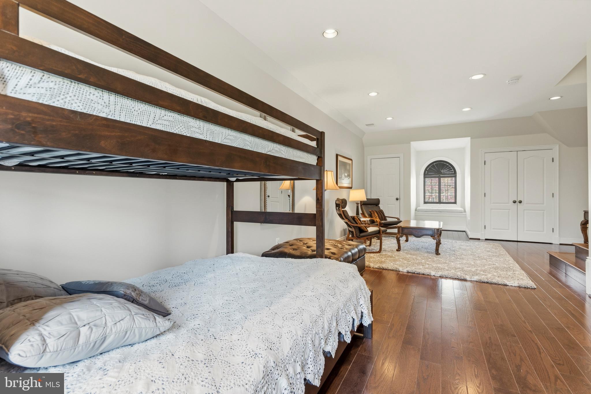 LAKE MANASSAS - Residential