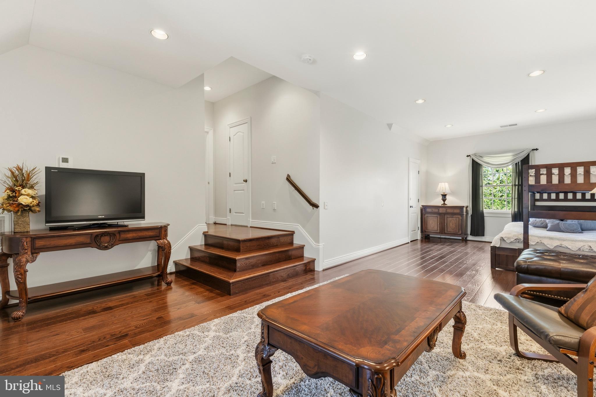 LAKE MANASSAS - Residential