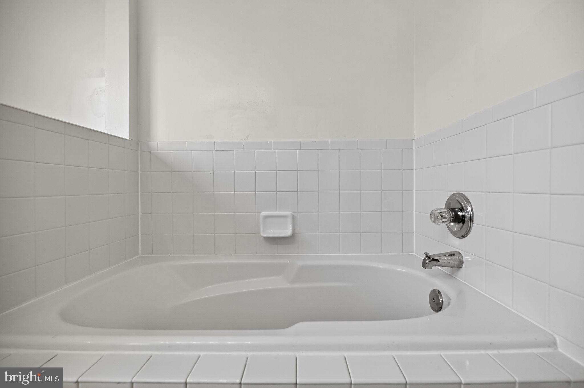 VILLAGES AT SAYBROOKE - Residential Lease