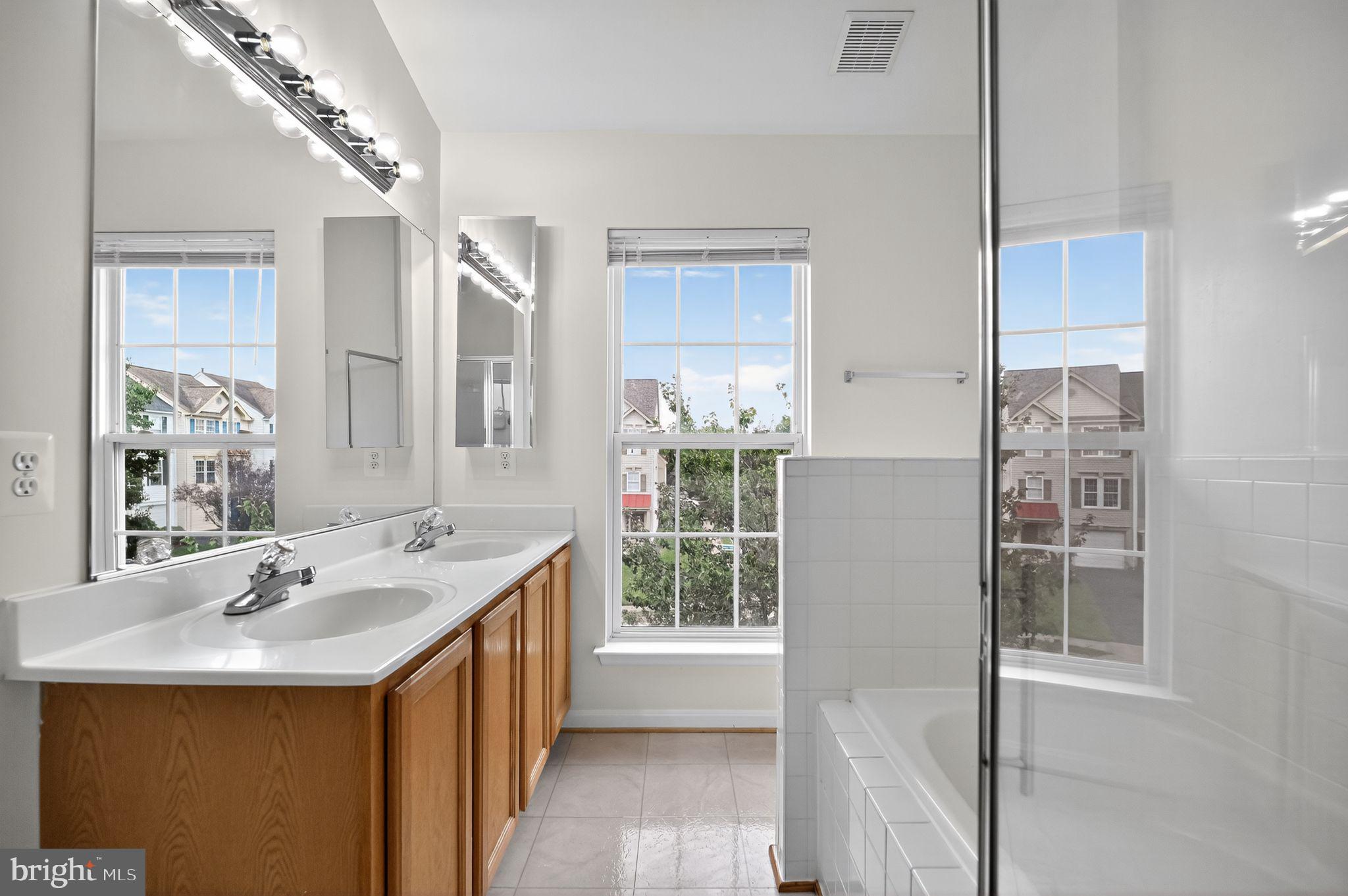 VILLAGES AT SAYBROOKE - Residential Lease