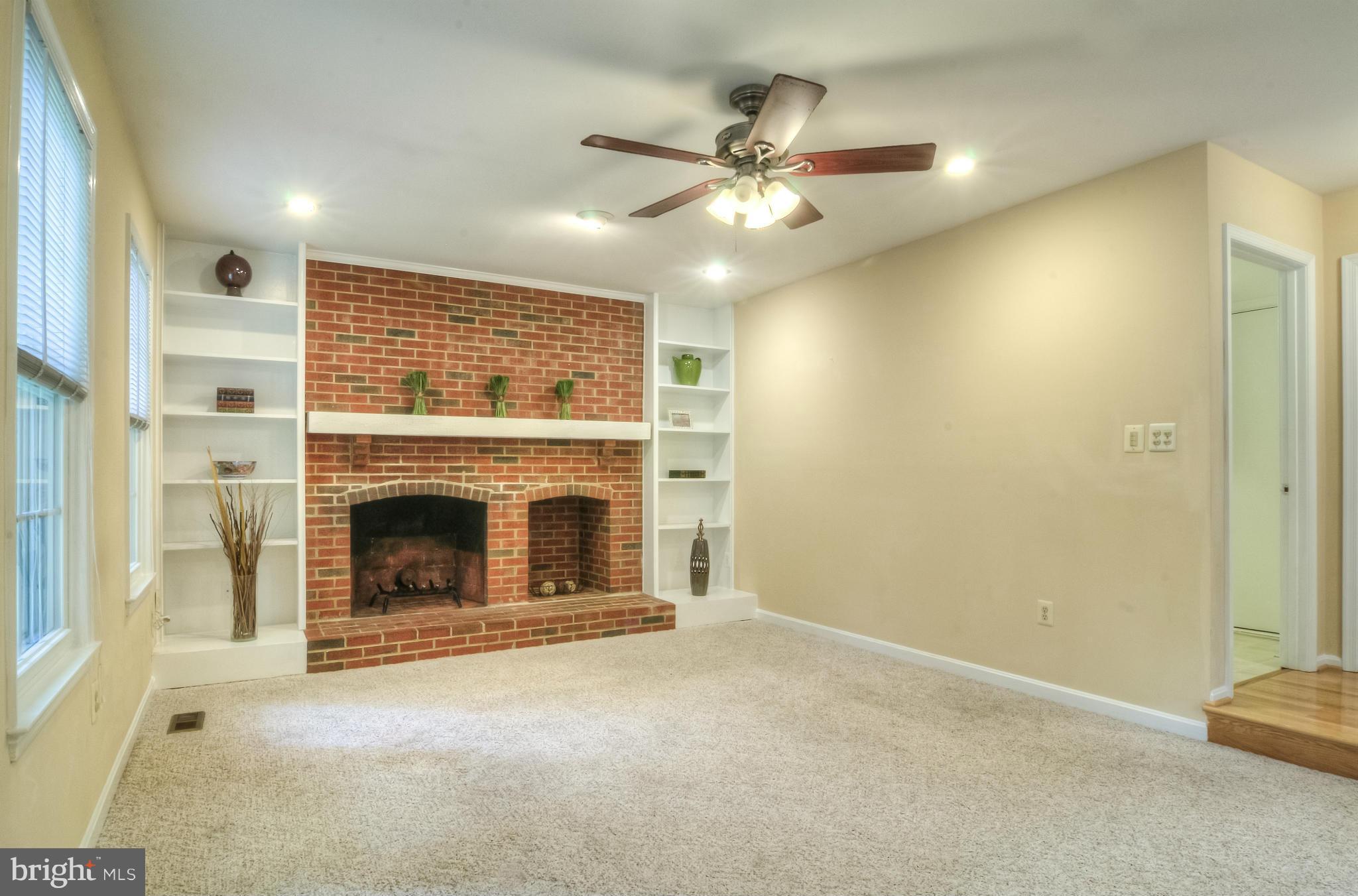 LAKE RIDGE - Residential Lease