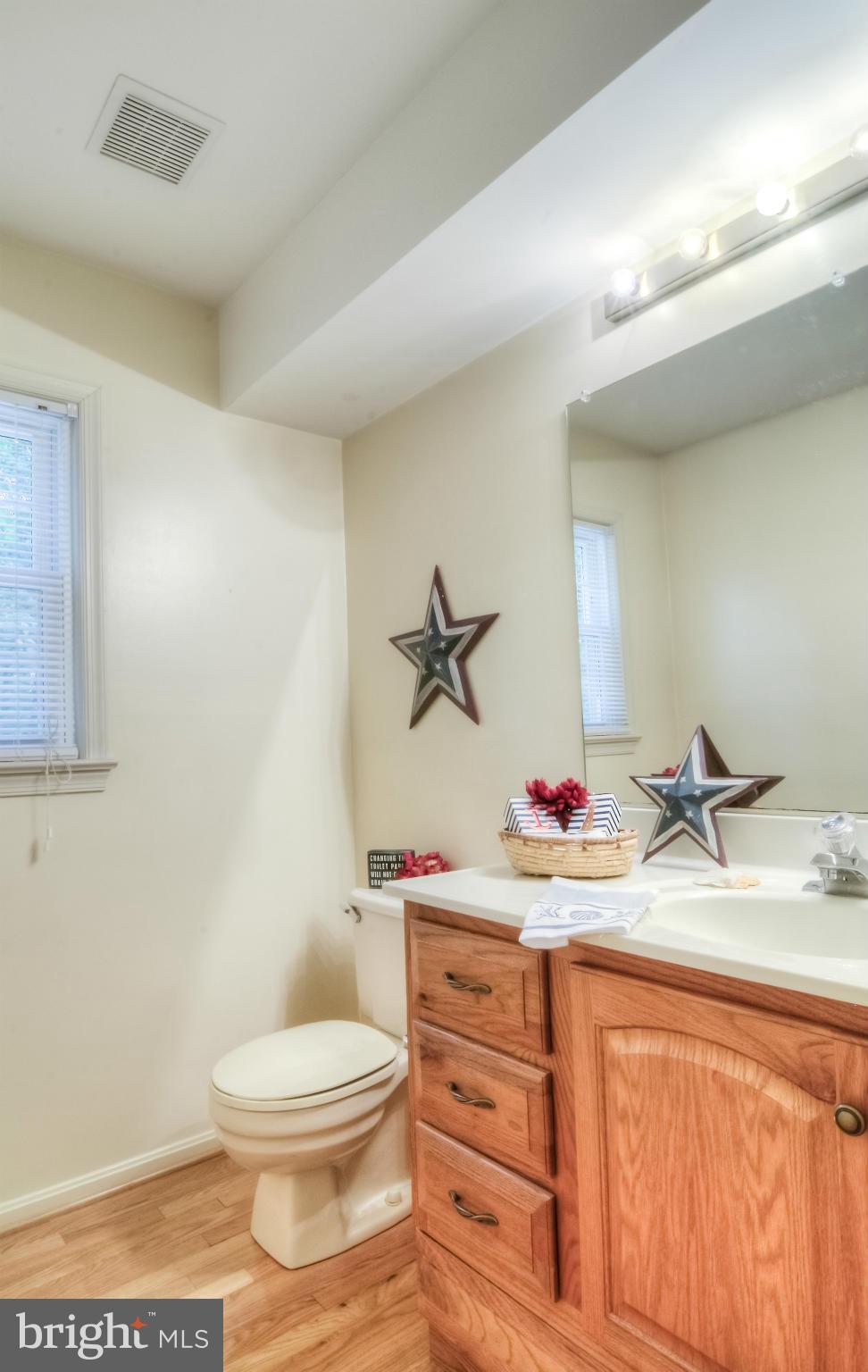 LAKE RIDGE - Residential Lease