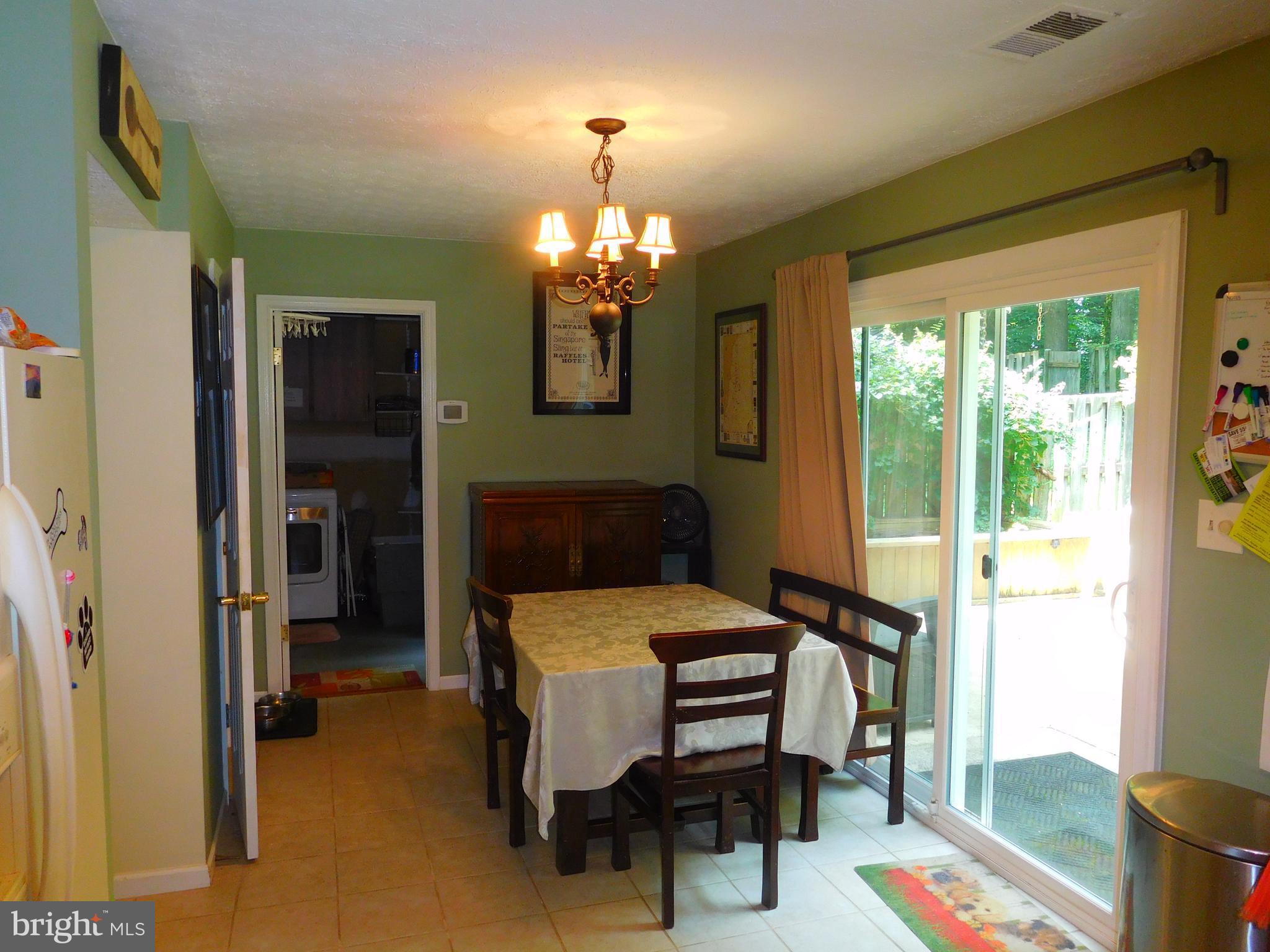 WHISPERING WOODS - Residential