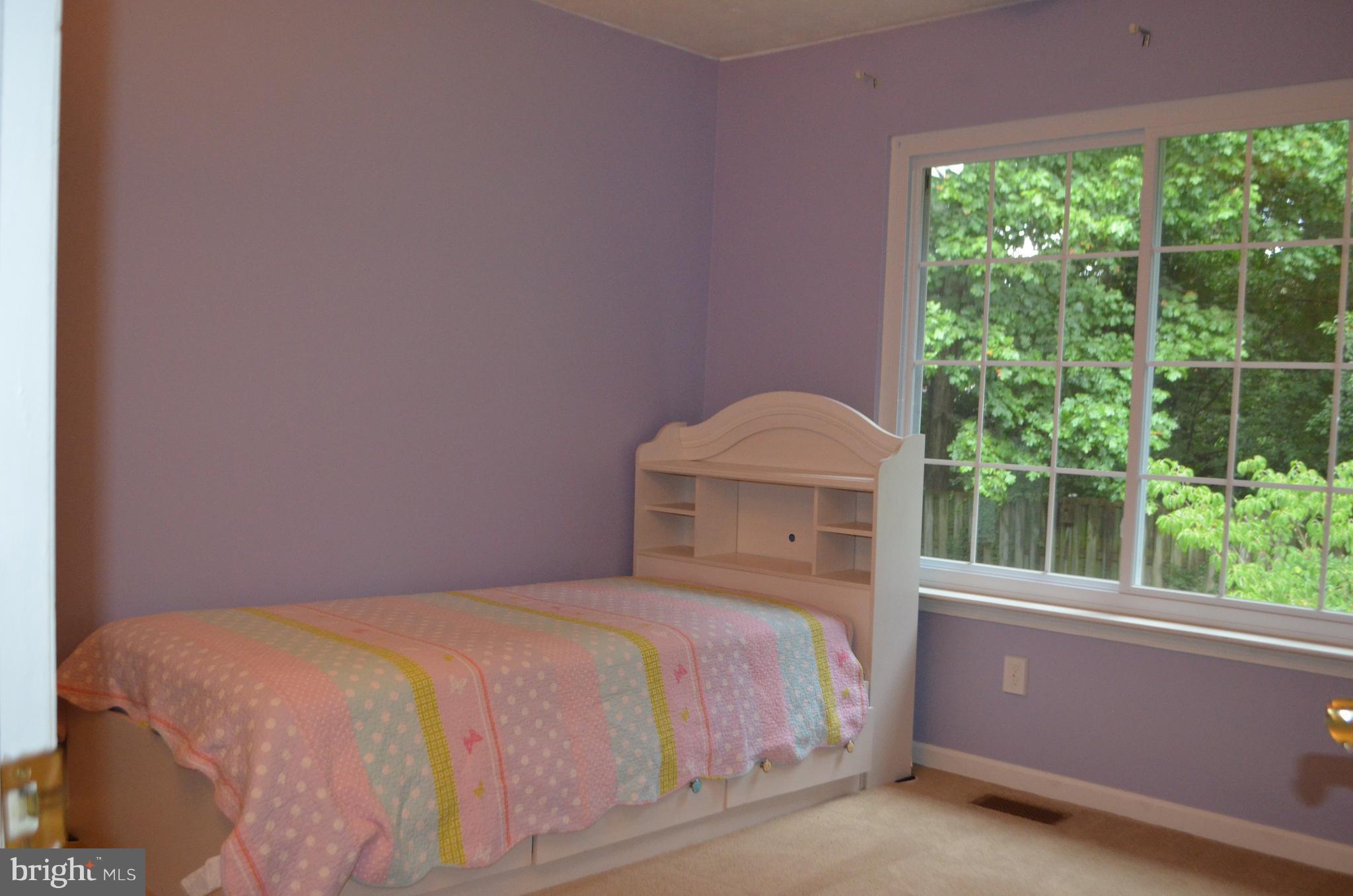 WHISPERING WOODS - Residential