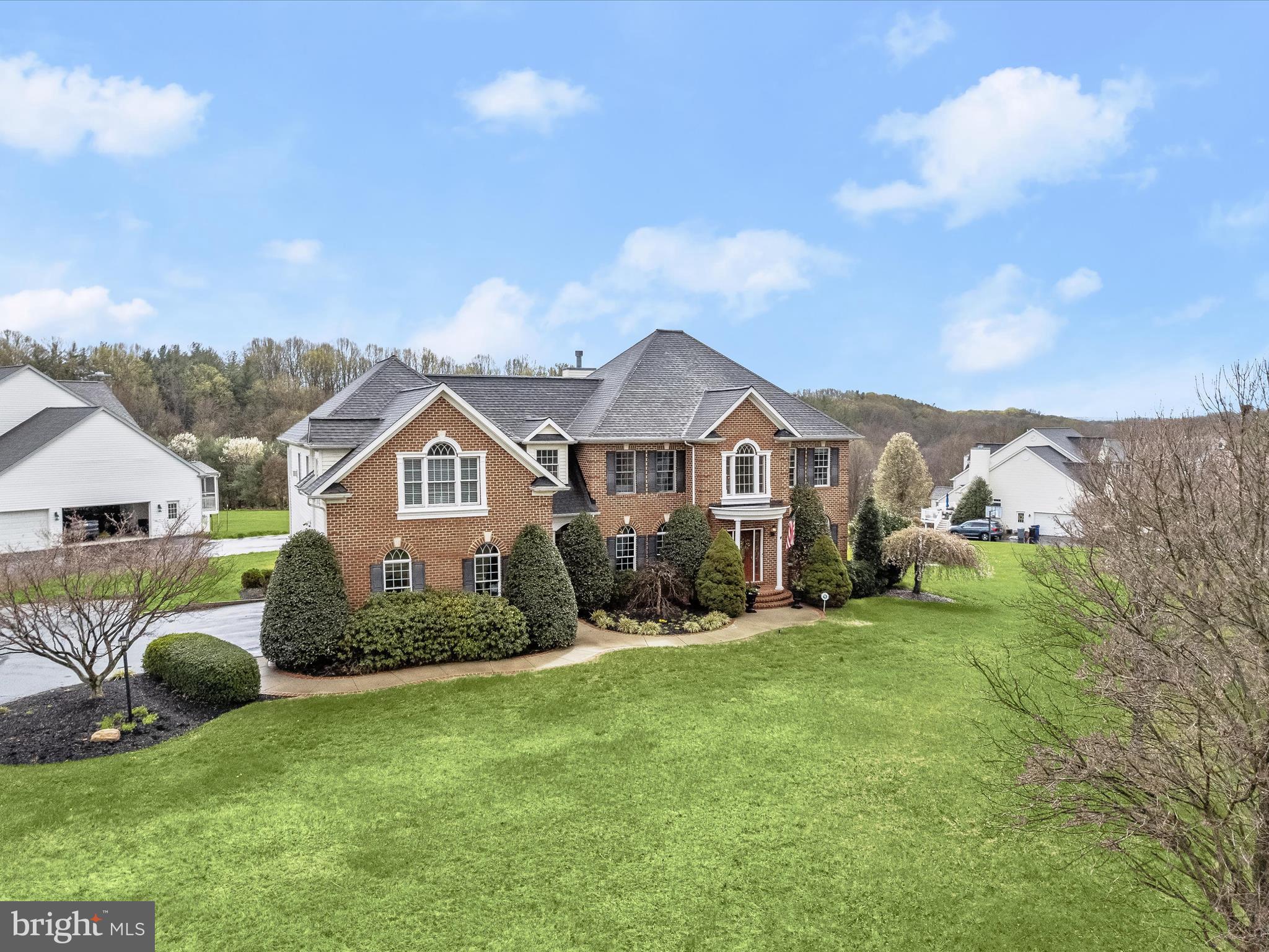 WINDRIDGE FARMS - Residential