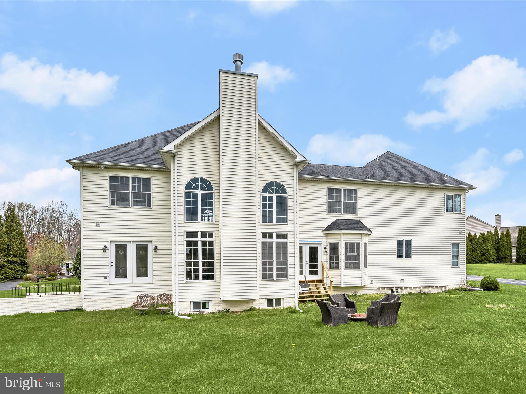 WINDRIDGE FARMS - Residential