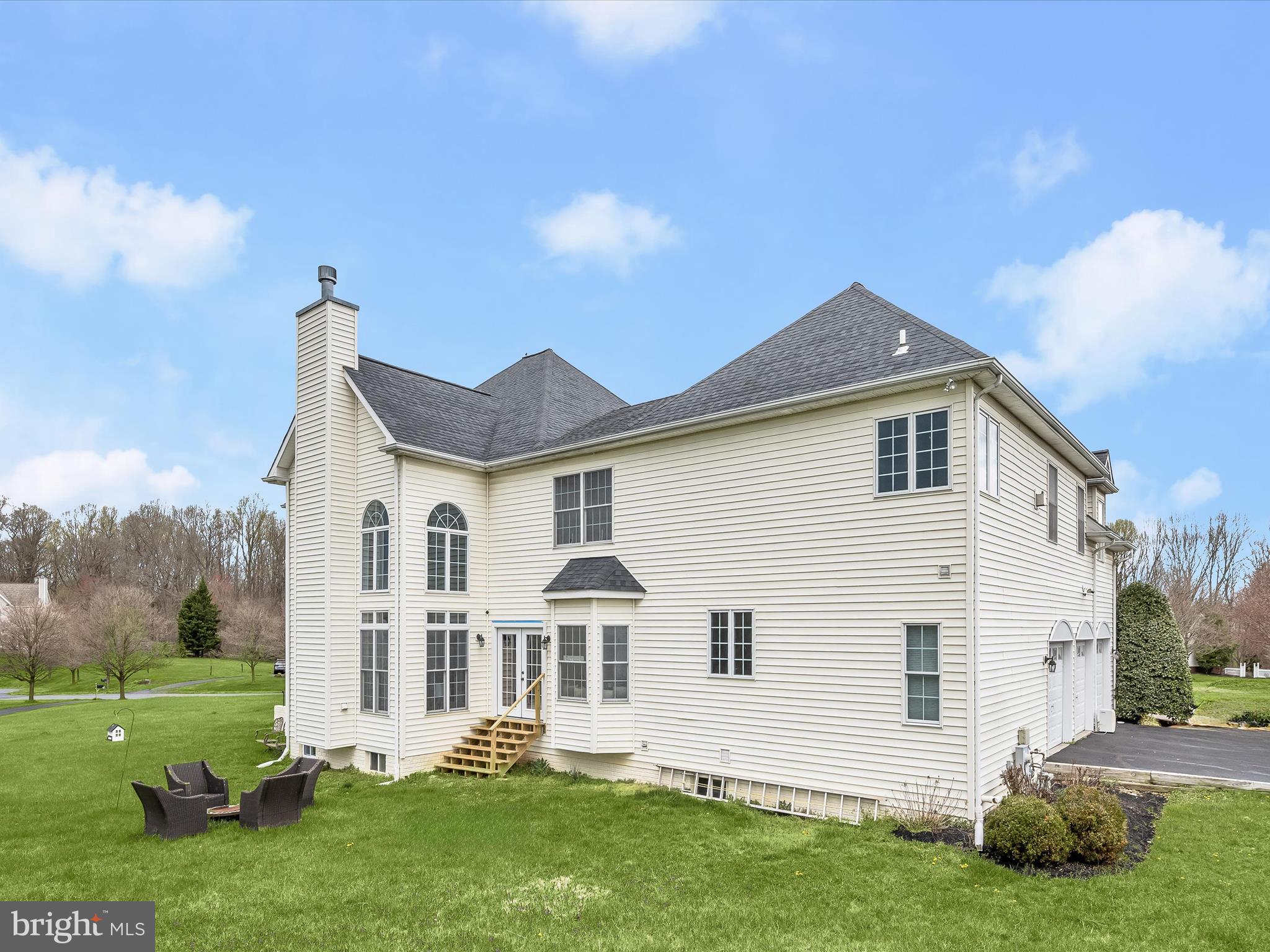 WINDRIDGE FARMS - Residential