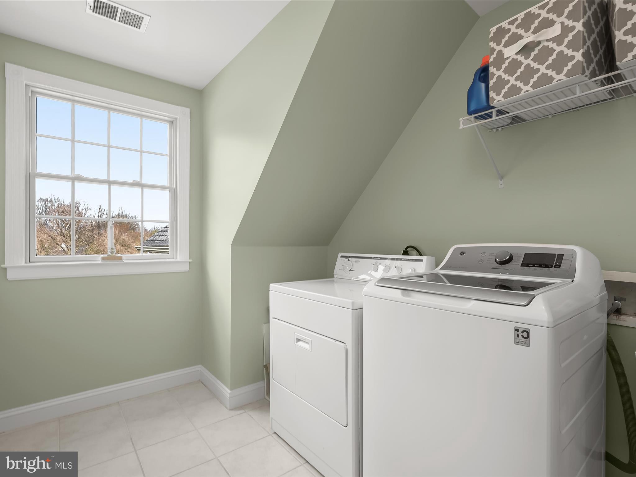 WINDRIDGE FARMS - Residential