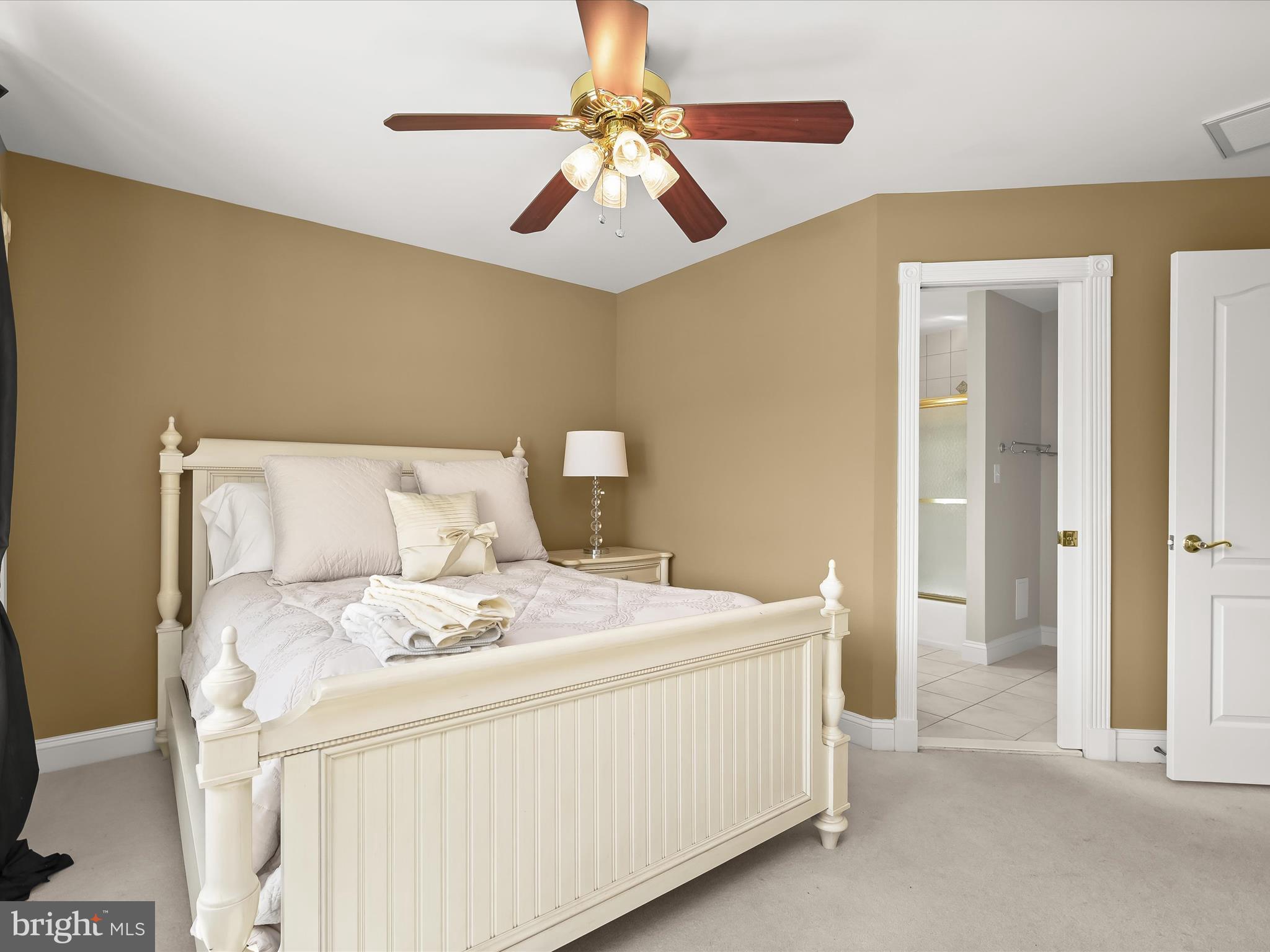 WINDRIDGE FARMS - Residential