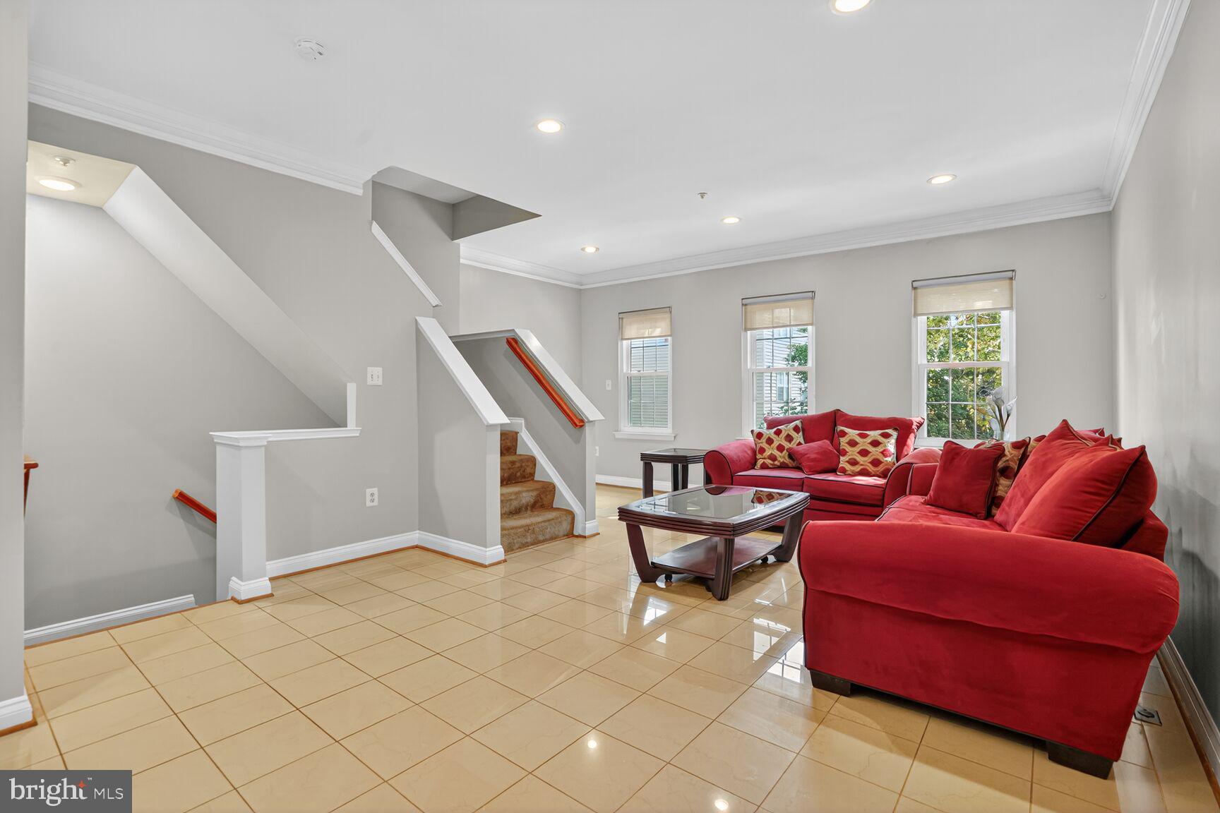 TOWNES AT CAMERON PARKE - Residential