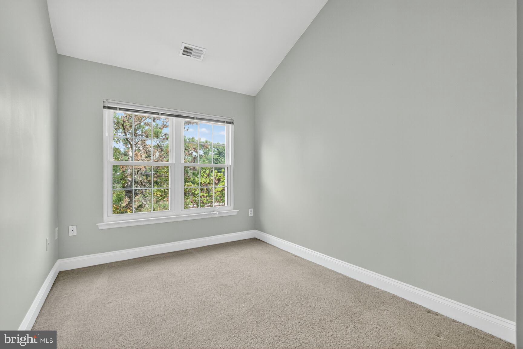 TOWNES AT CAMERON PARKE - Residential