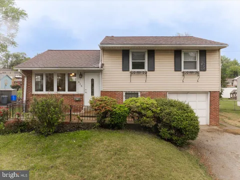 615 Wynnbrook Road, Secane, PA MLS: PADE2090366