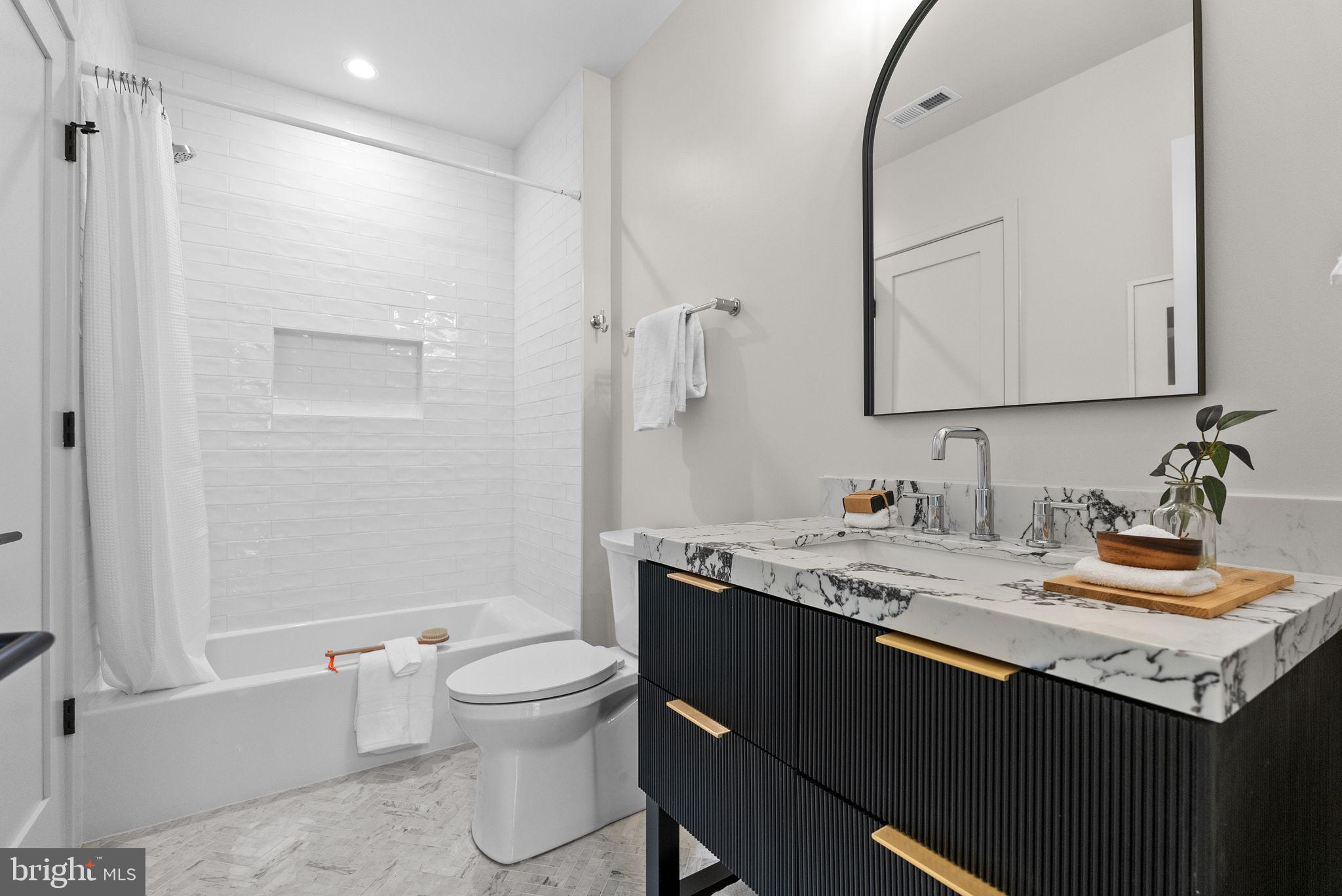 WHEATLEY HILLS - Residential