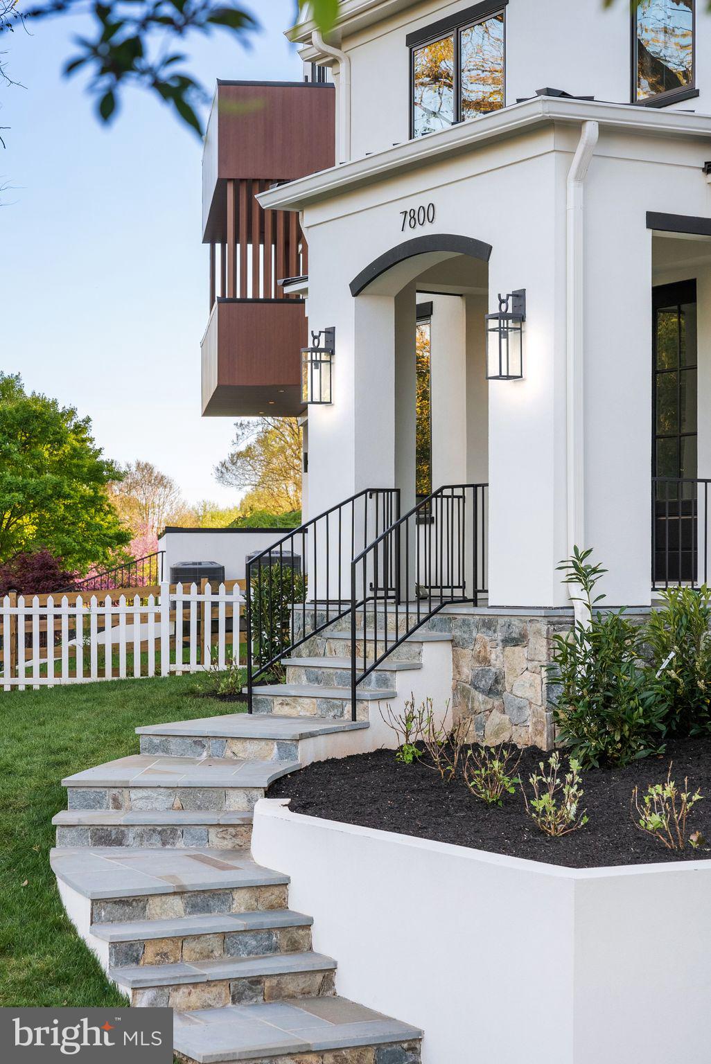 WHEATLEY HILLS - Residential