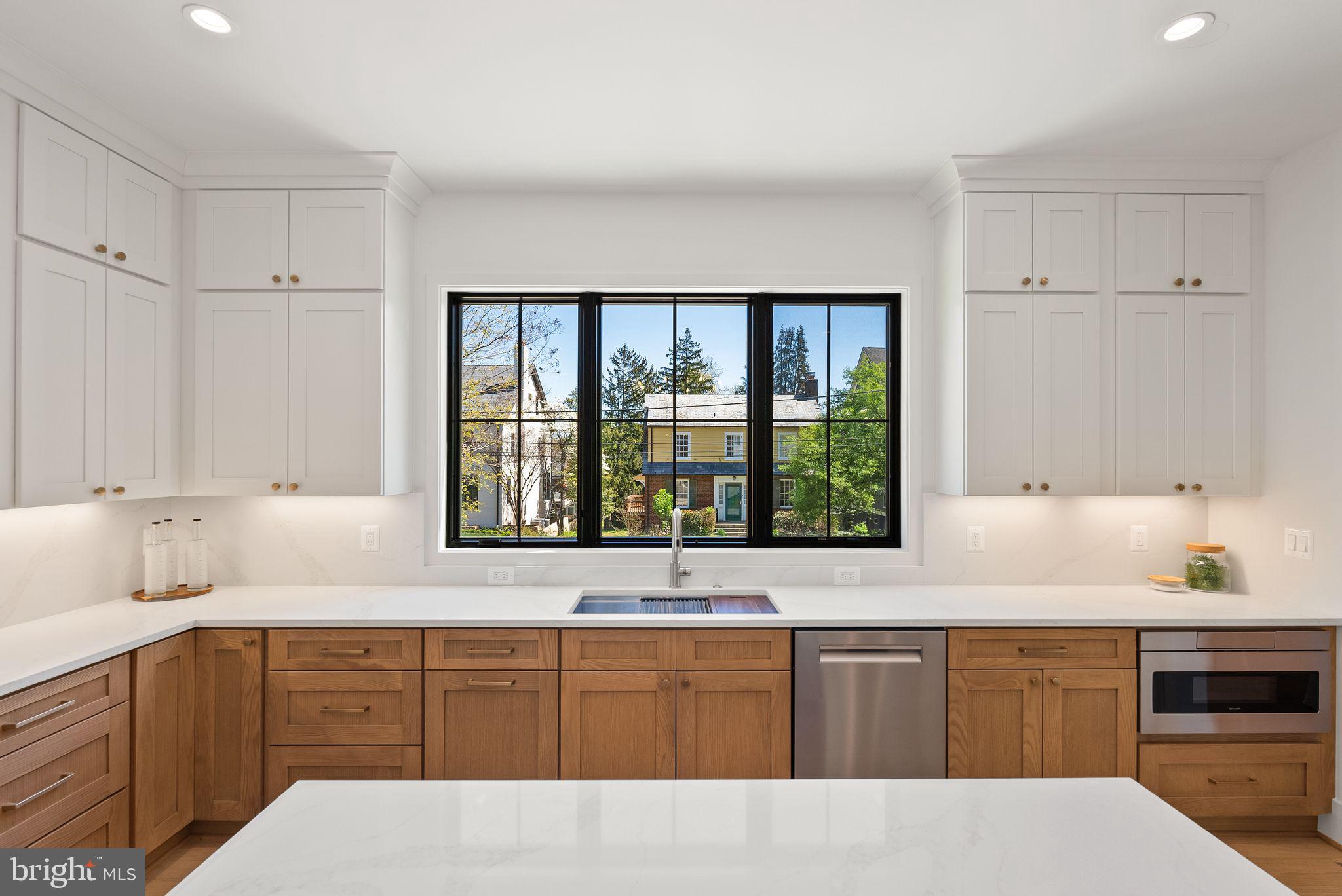 WHEATLEY HILLS - Residential