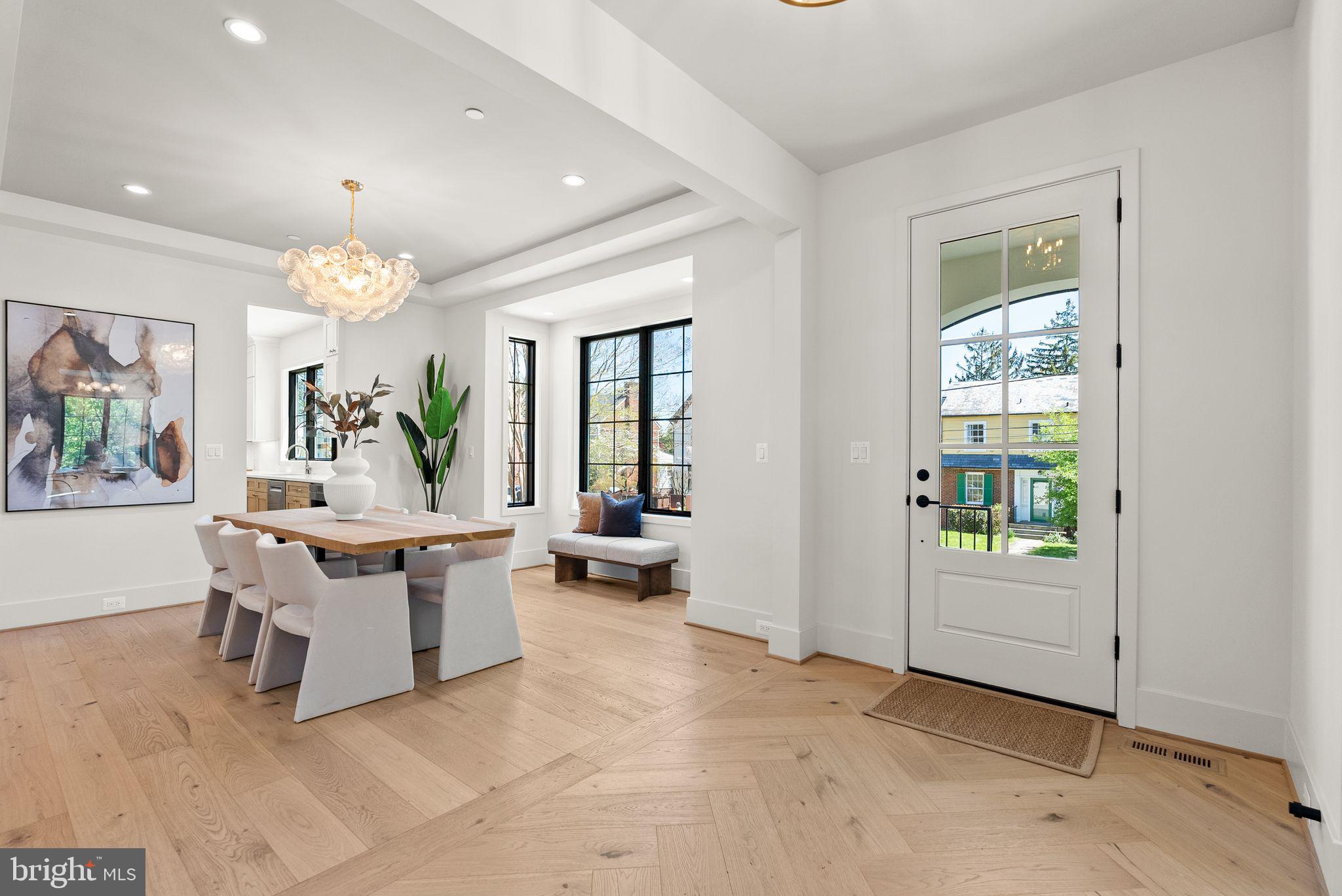 WHEATLEY HILLS - Residential