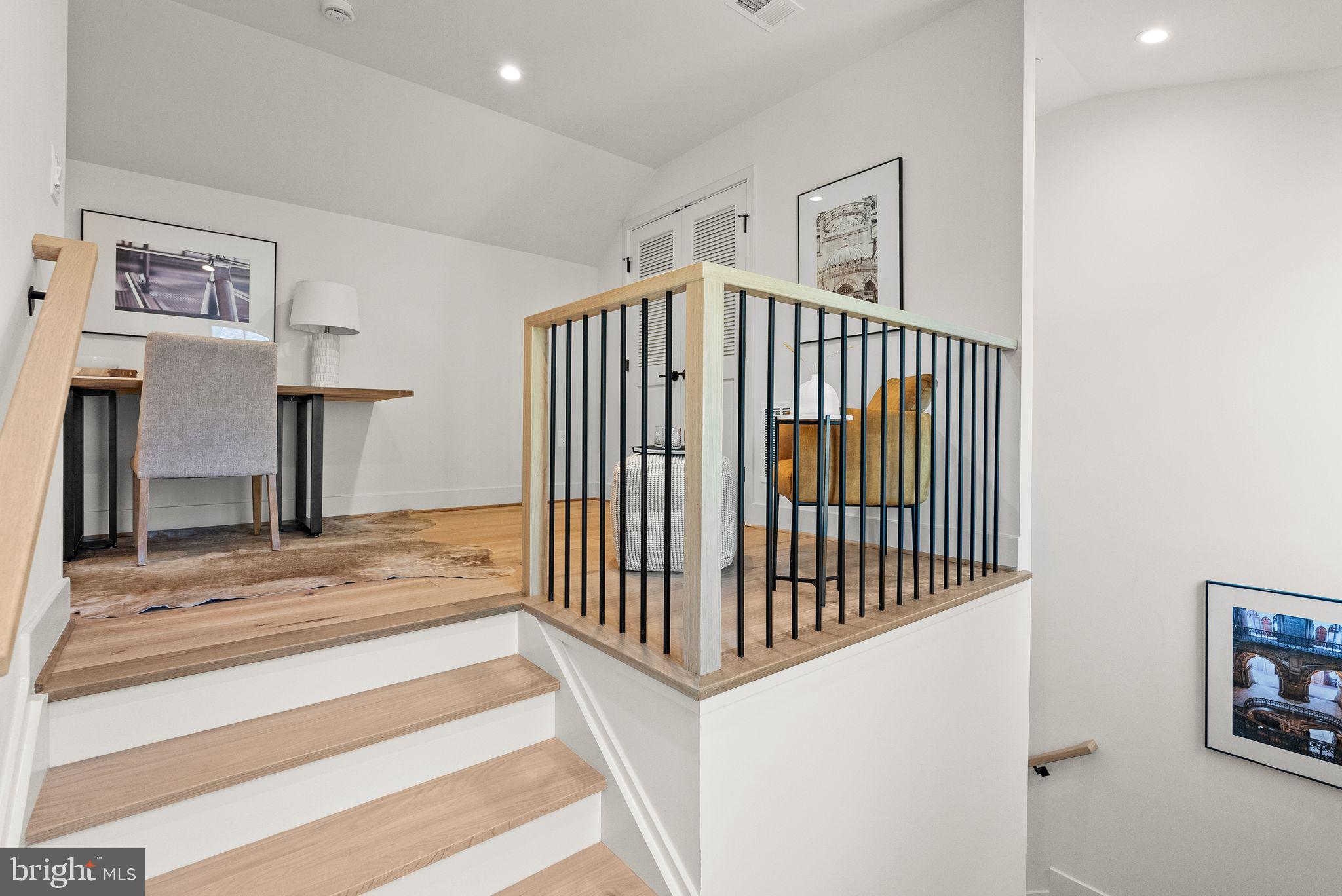 WHEATLEY HILLS - Residential