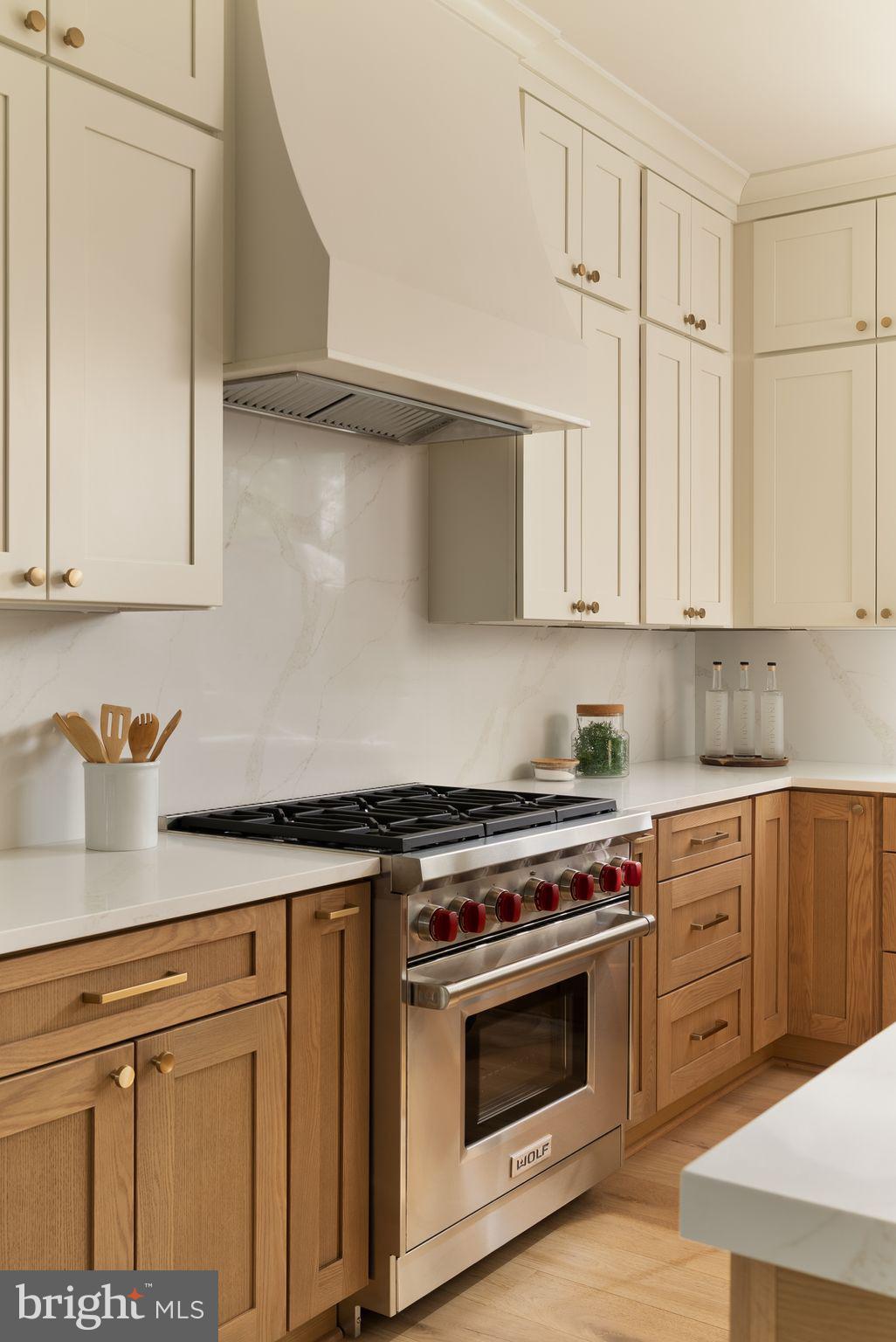 WHEATLEY HILLS - Residential