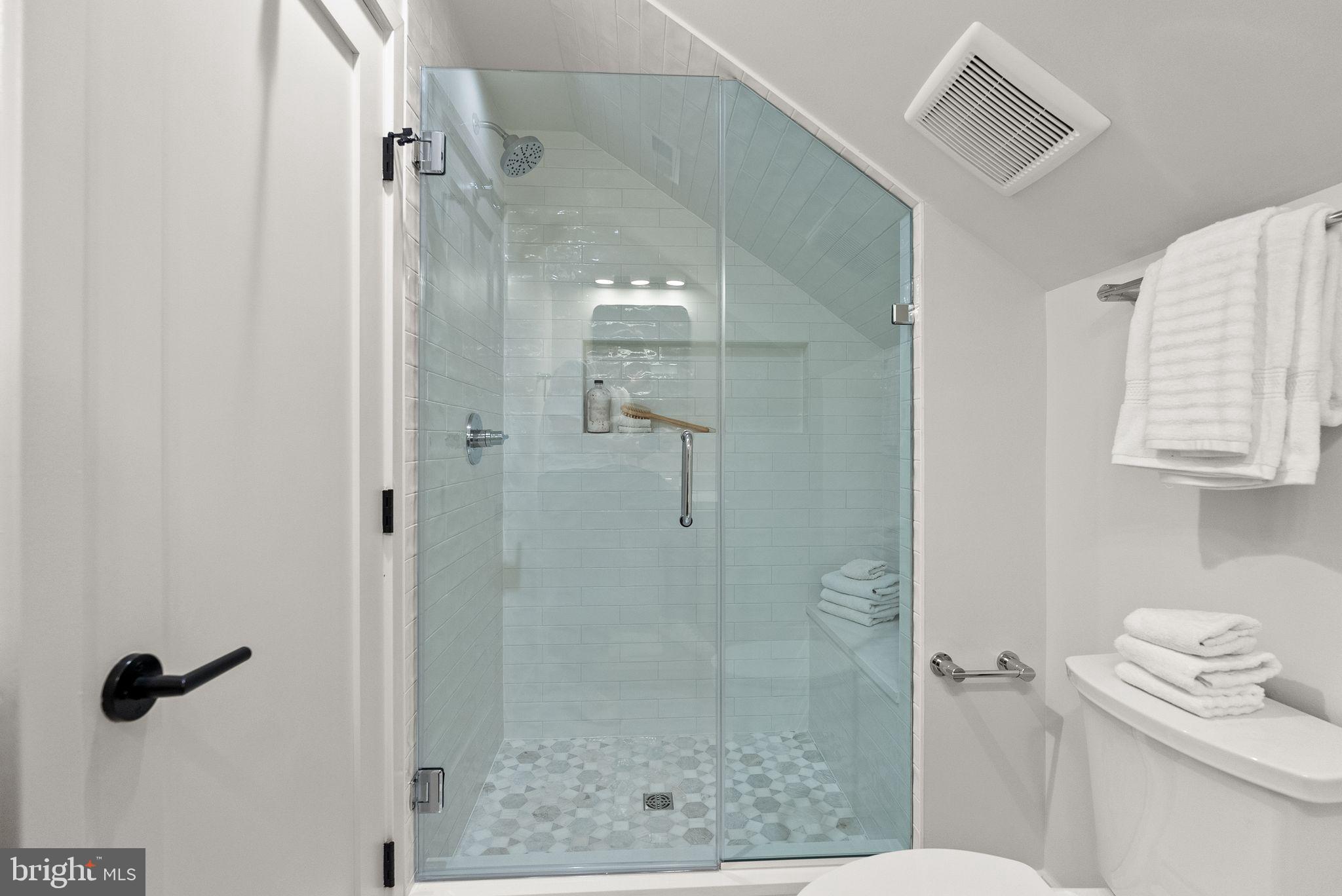 WHEATLEY HILLS - Residential