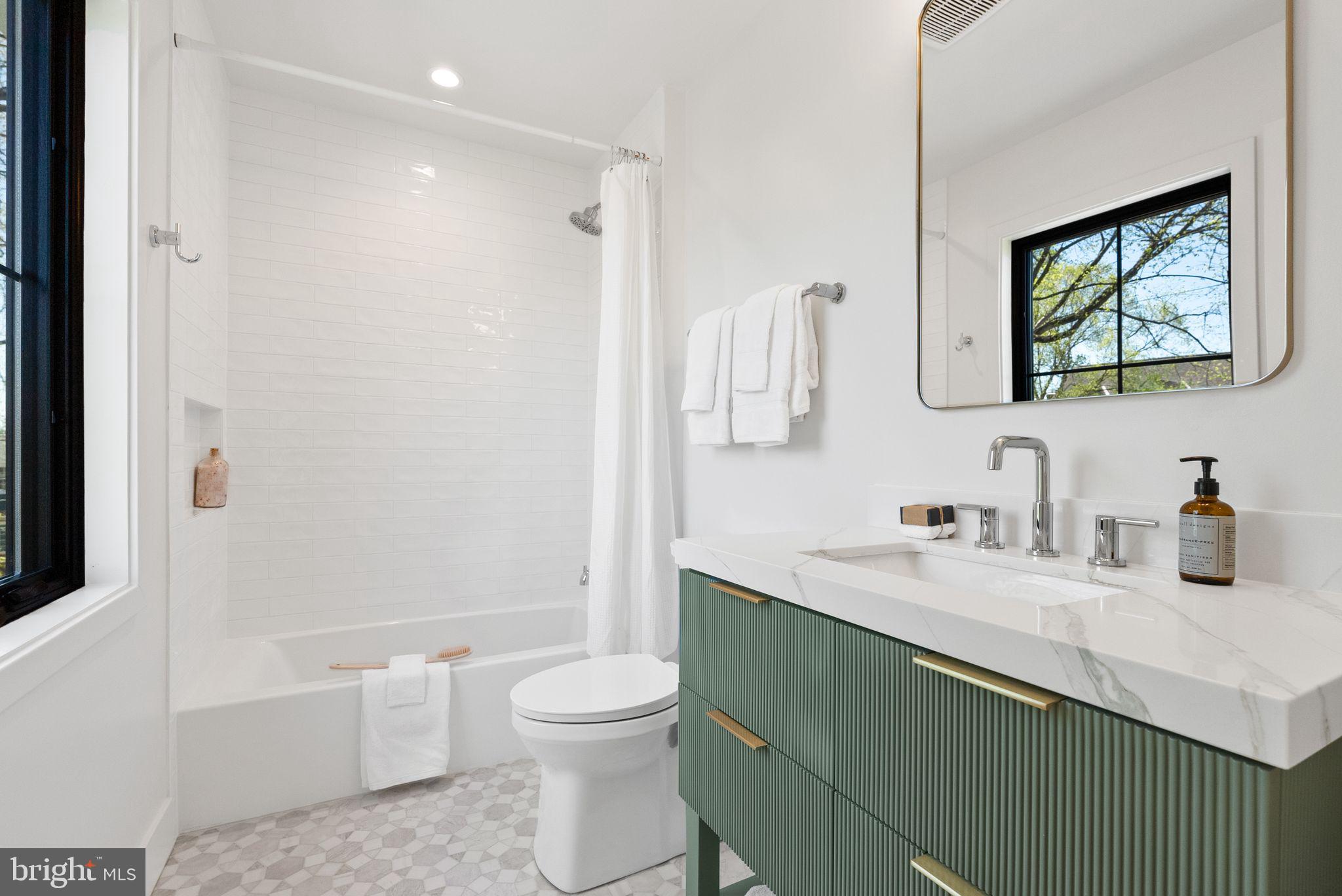 WHEATLEY HILLS - Residential