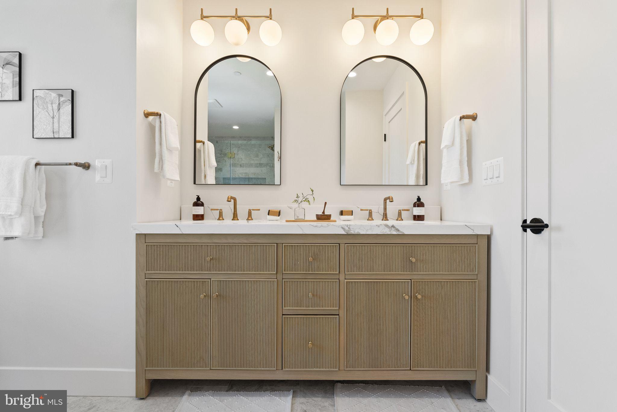 WHEATLEY HILLS - Residential