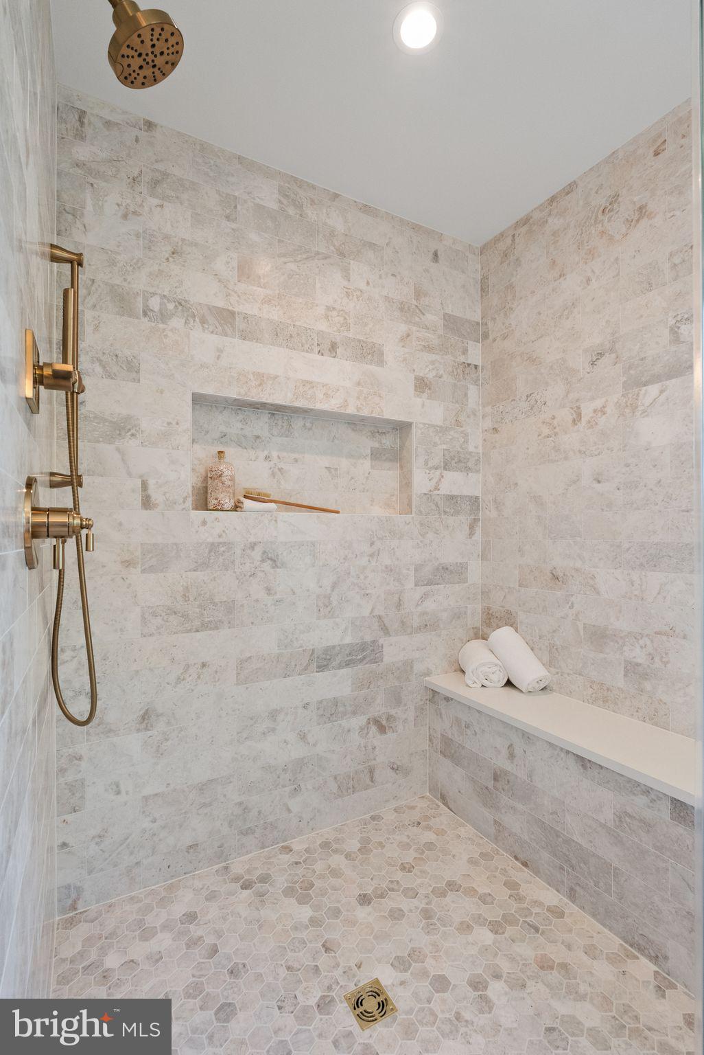 WHEATLEY HILLS - Residential