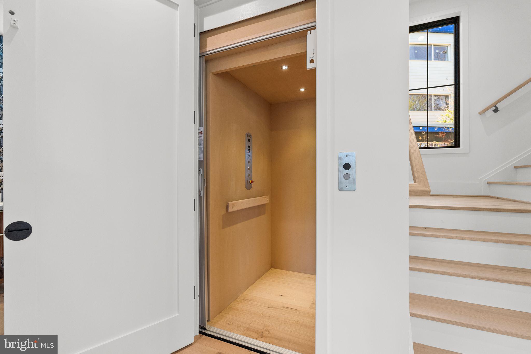 WHEATLEY HILLS - Residential