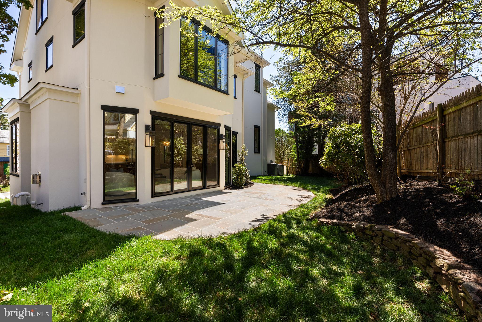 WHEATLEY HILLS - Residential