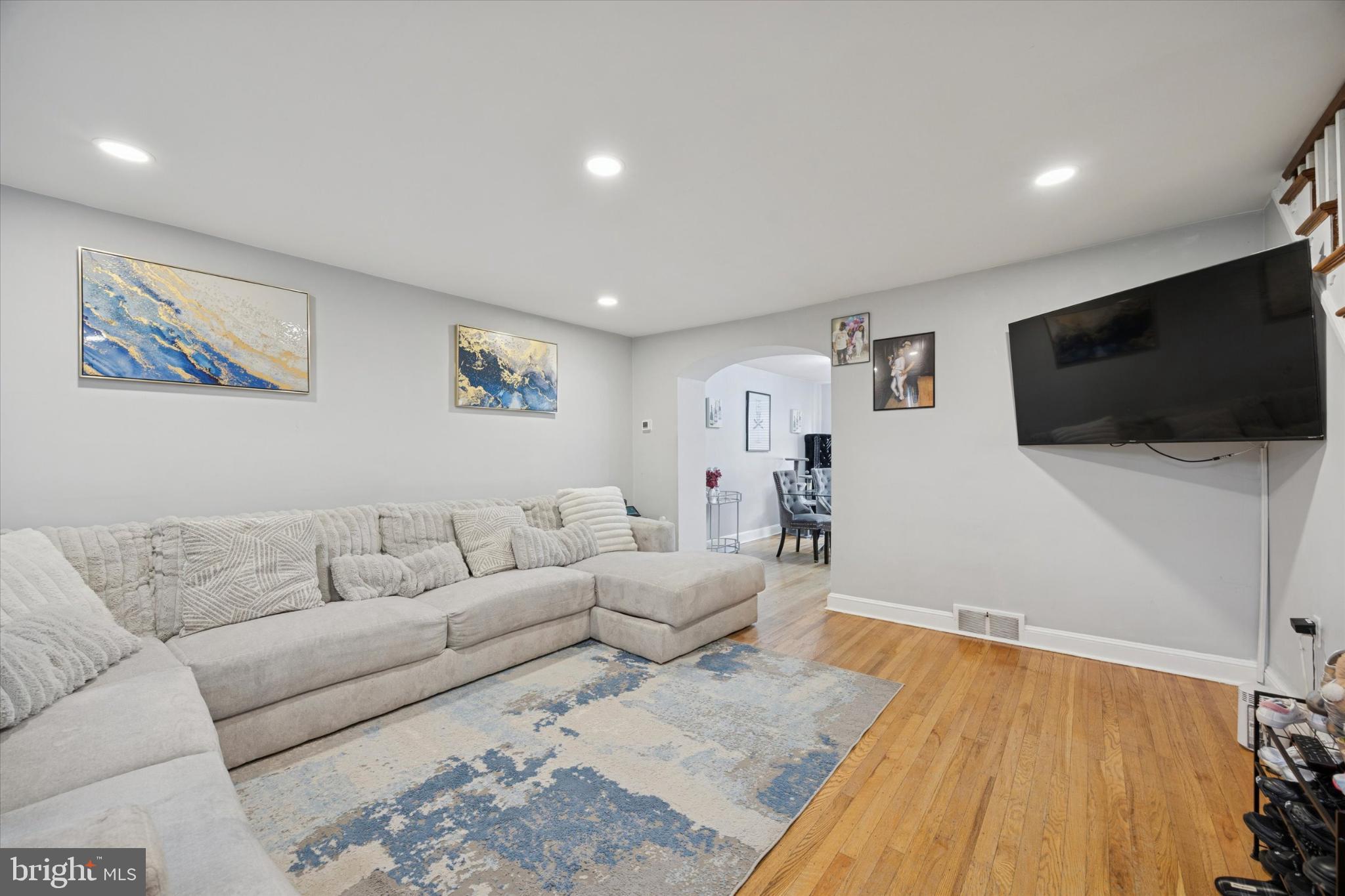 71 S BRIGHTON AVENUE