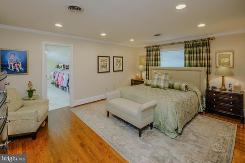 listing image 50