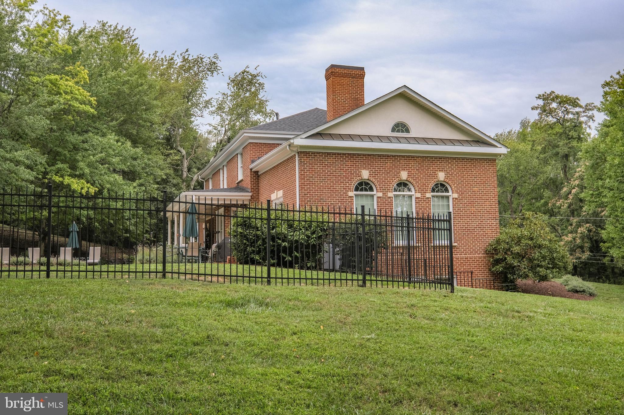 LOCUST DALE - Residential