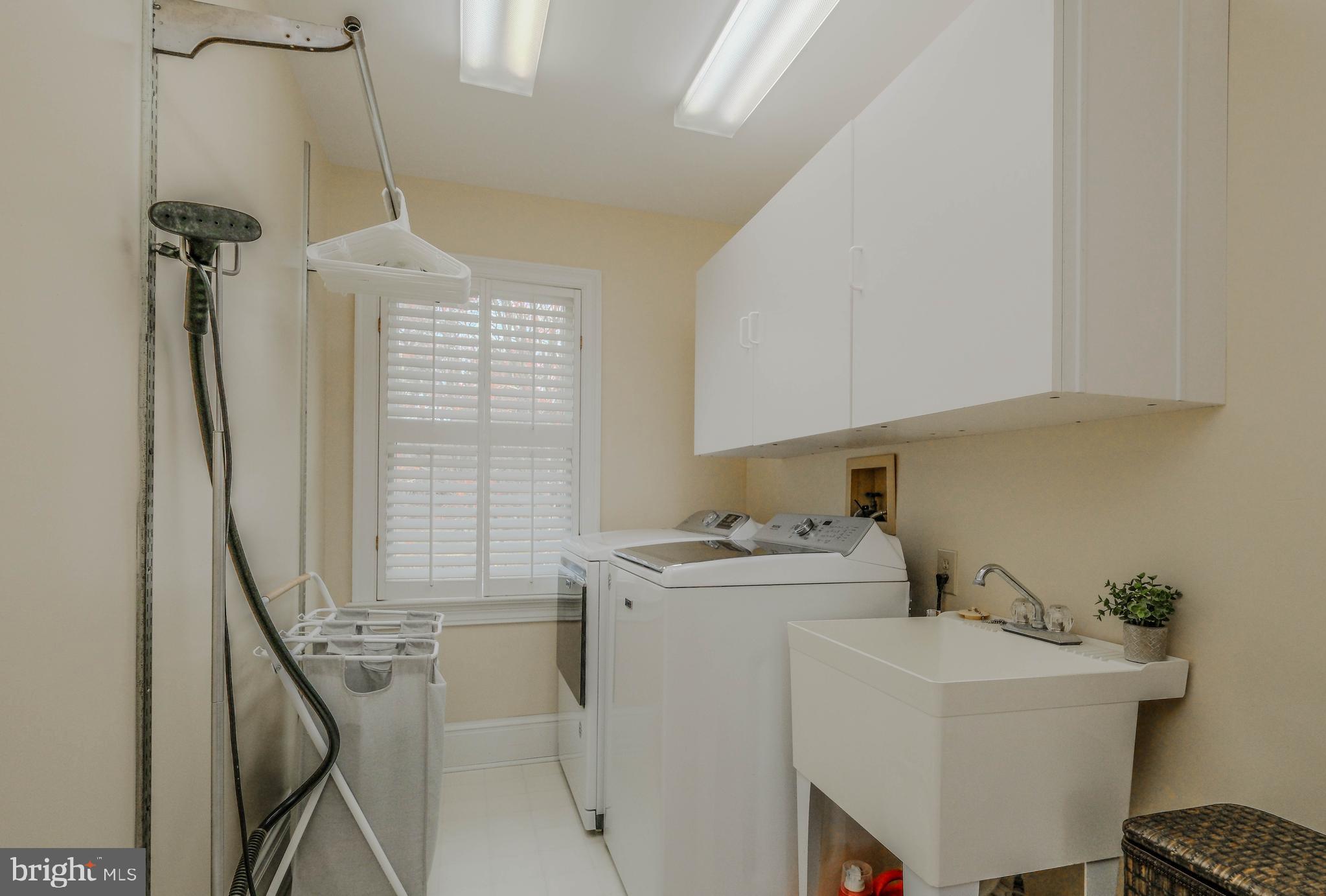 LOCUST DALE - Residential