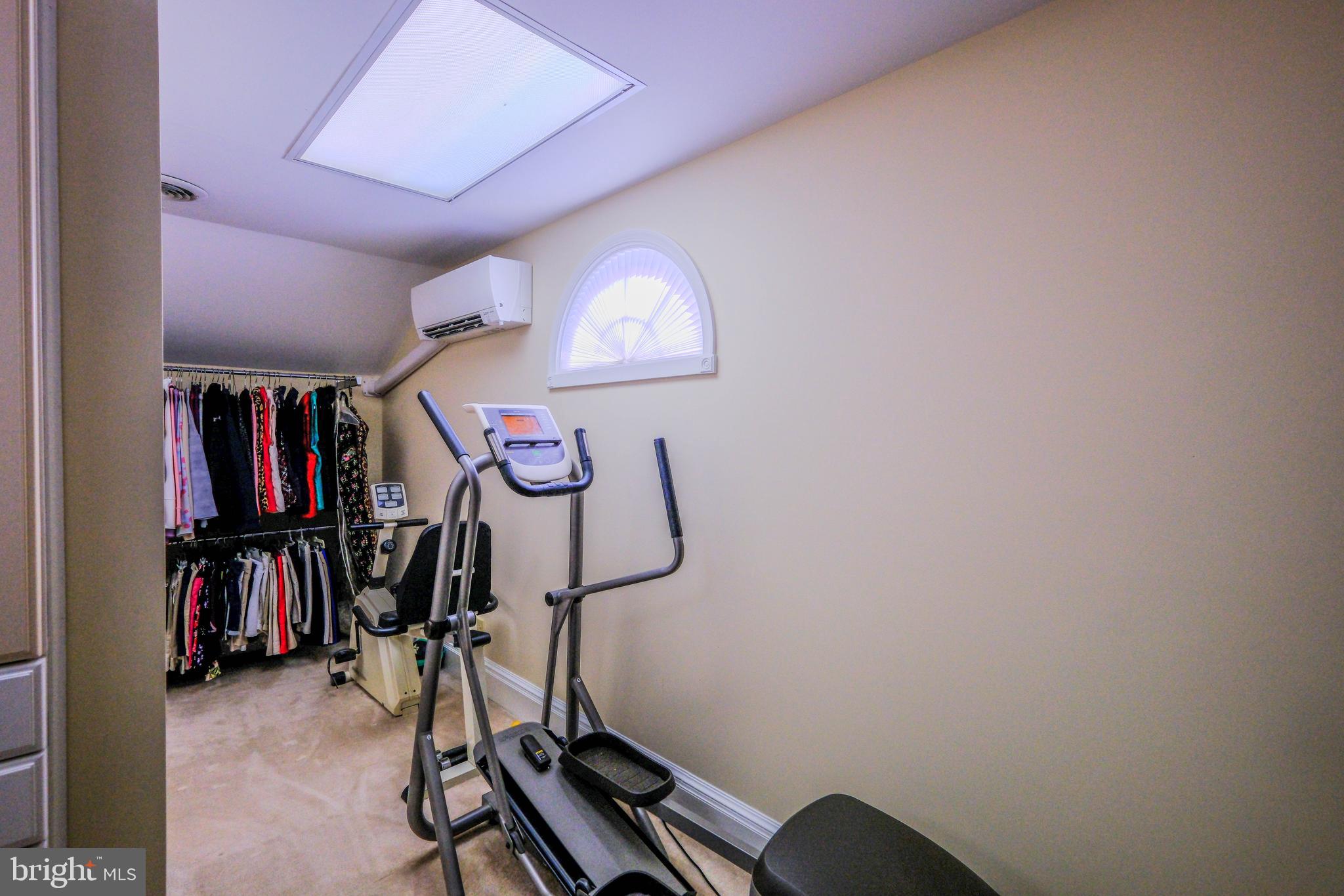 LOCUST DALE - Residential